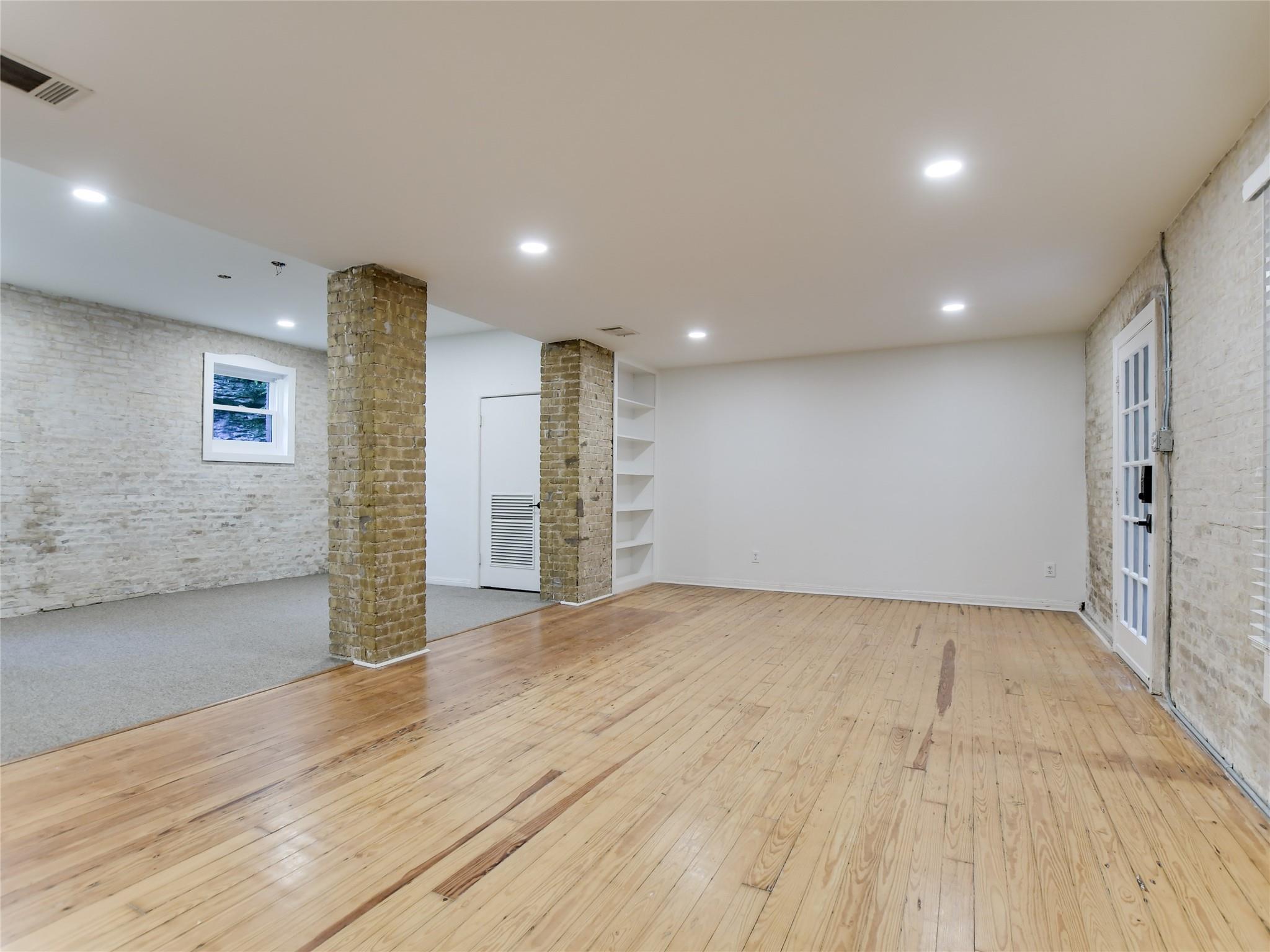 702 San Antonio ST # 101