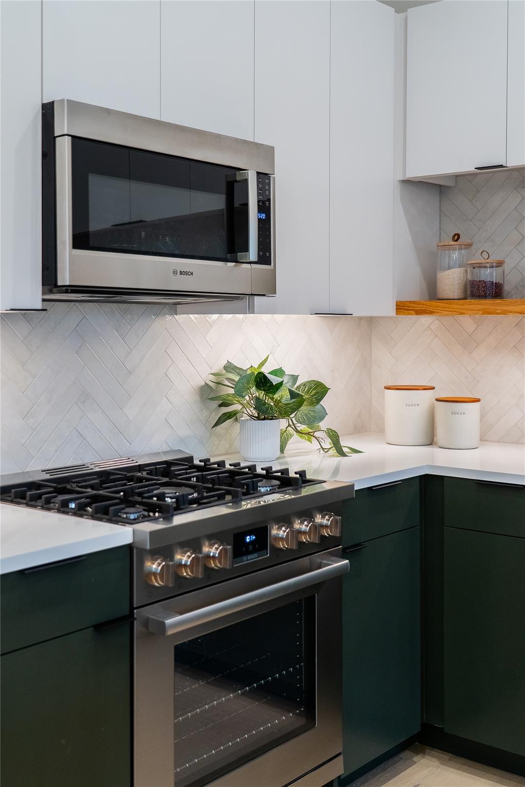 1216 Arcadia Ave # 1