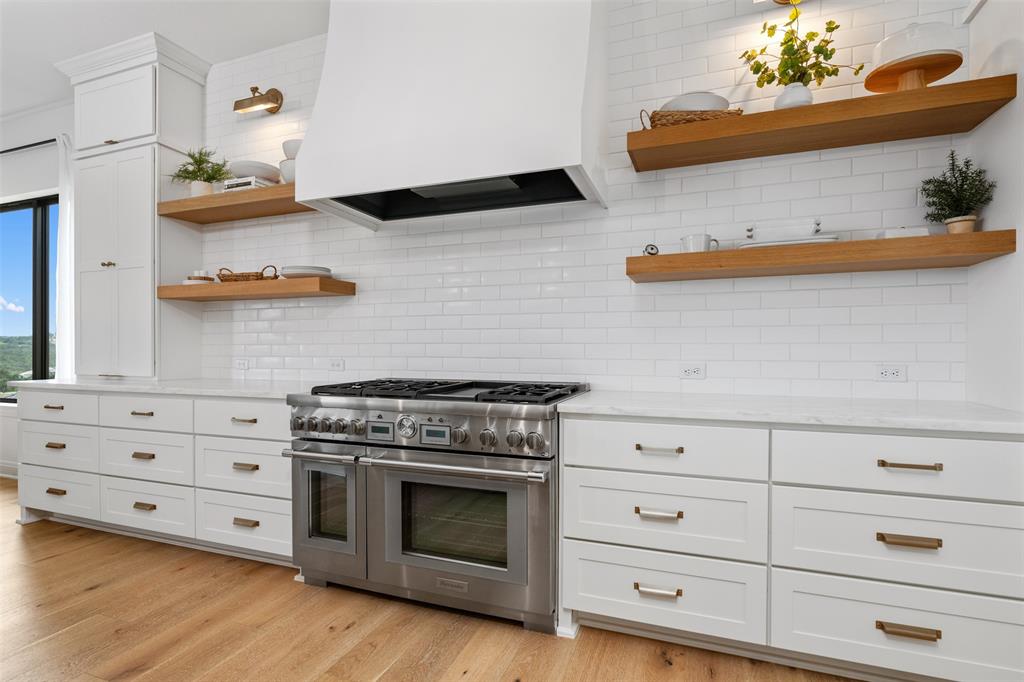 812 Serene Estates DR