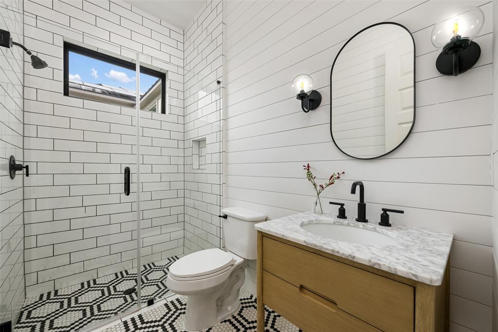 812 Serene Estates DR