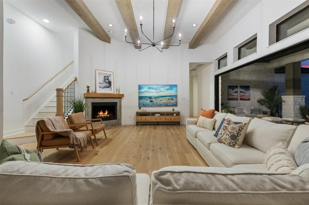 812 Serene Estates DR