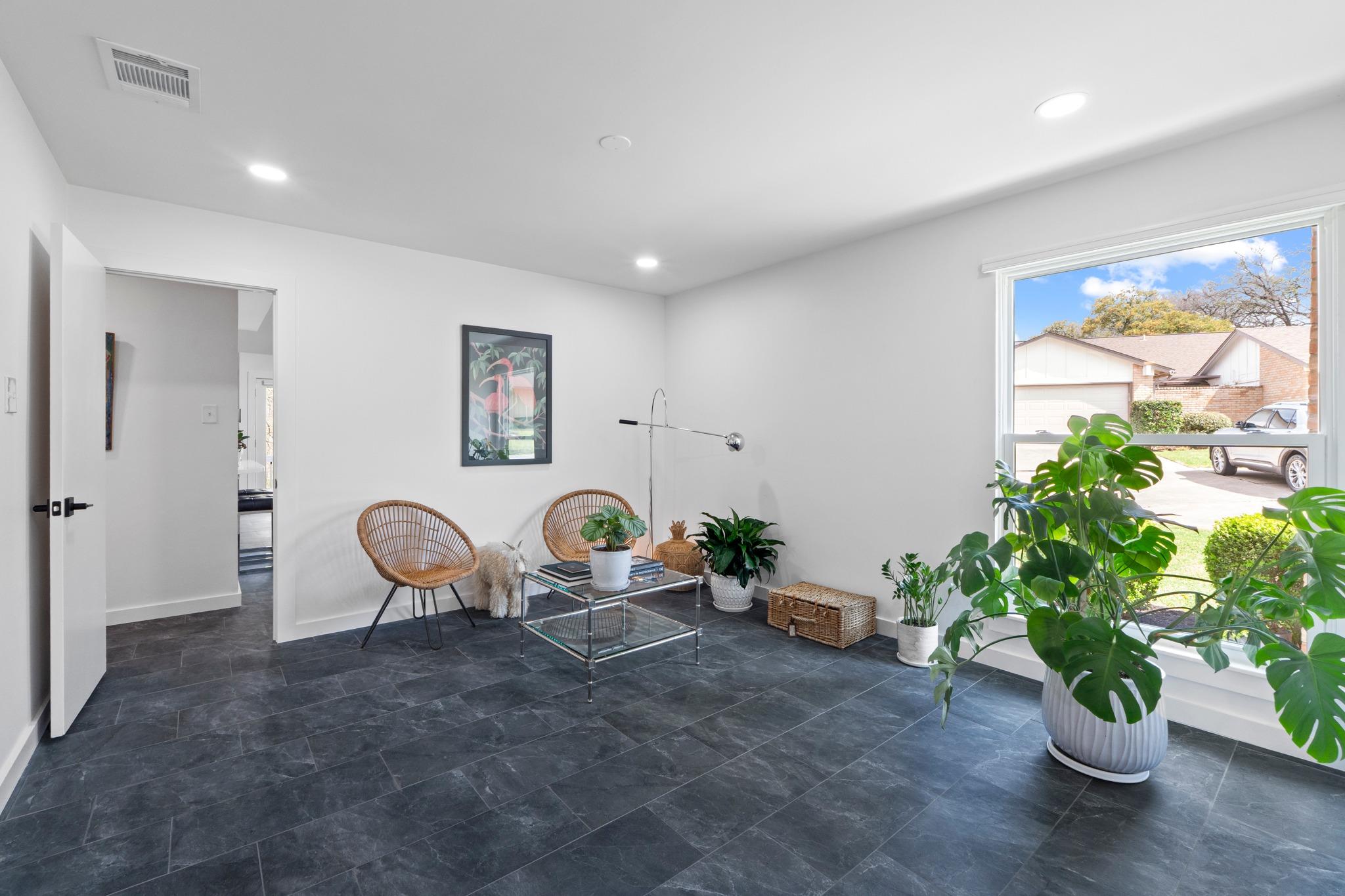 2528 Stoutwood CIR