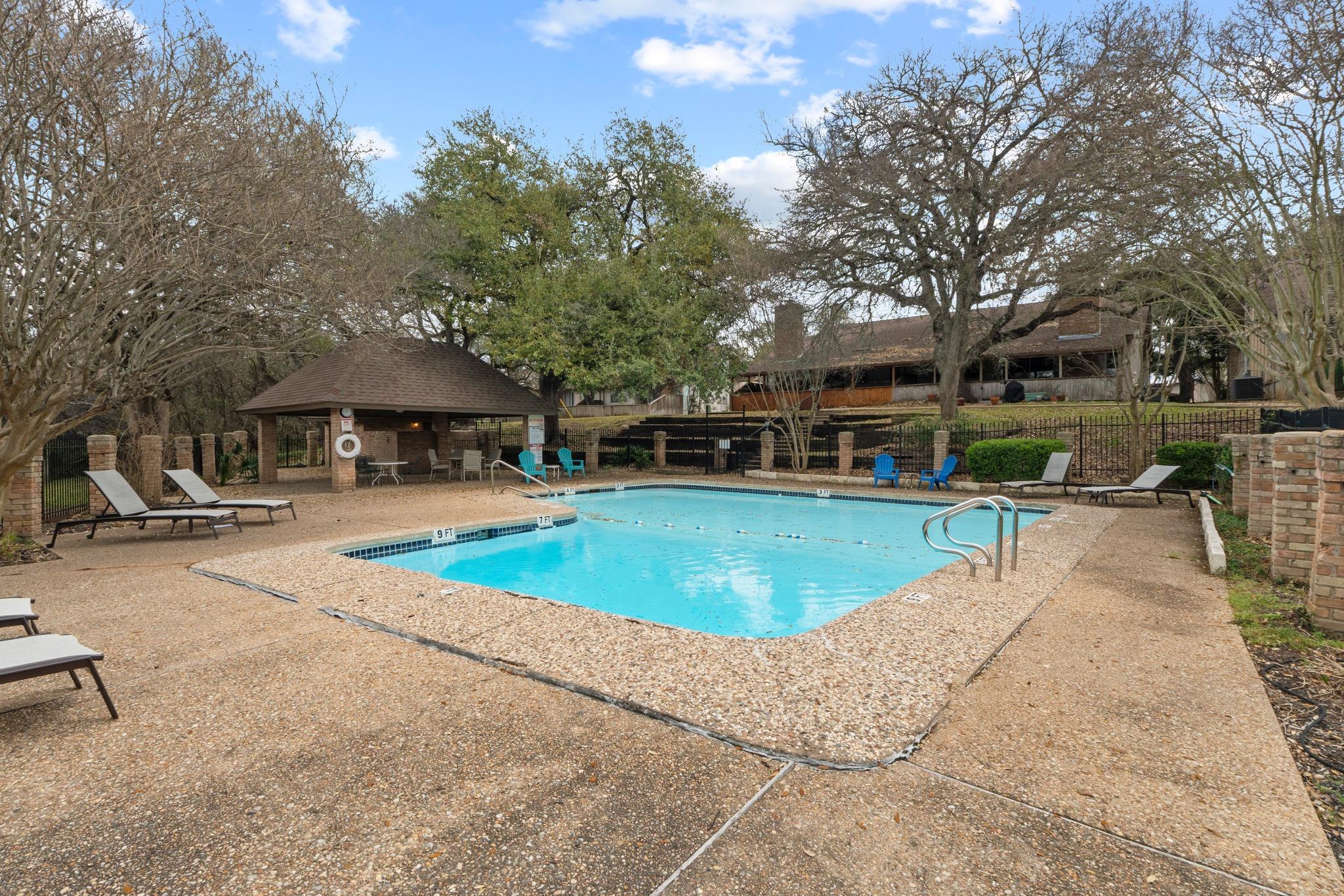 2528 Stoutwood CIR