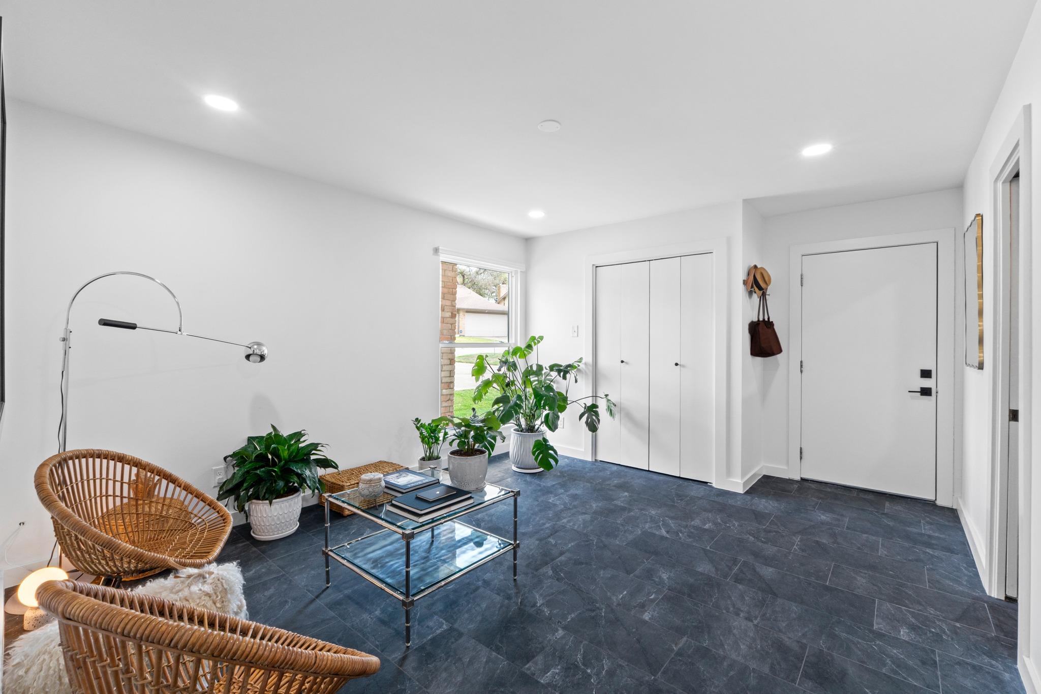 2528 Stoutwood CIR