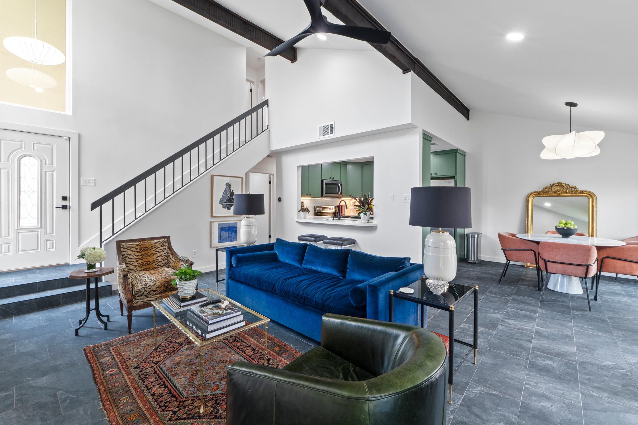2528 Stoutwood CIR