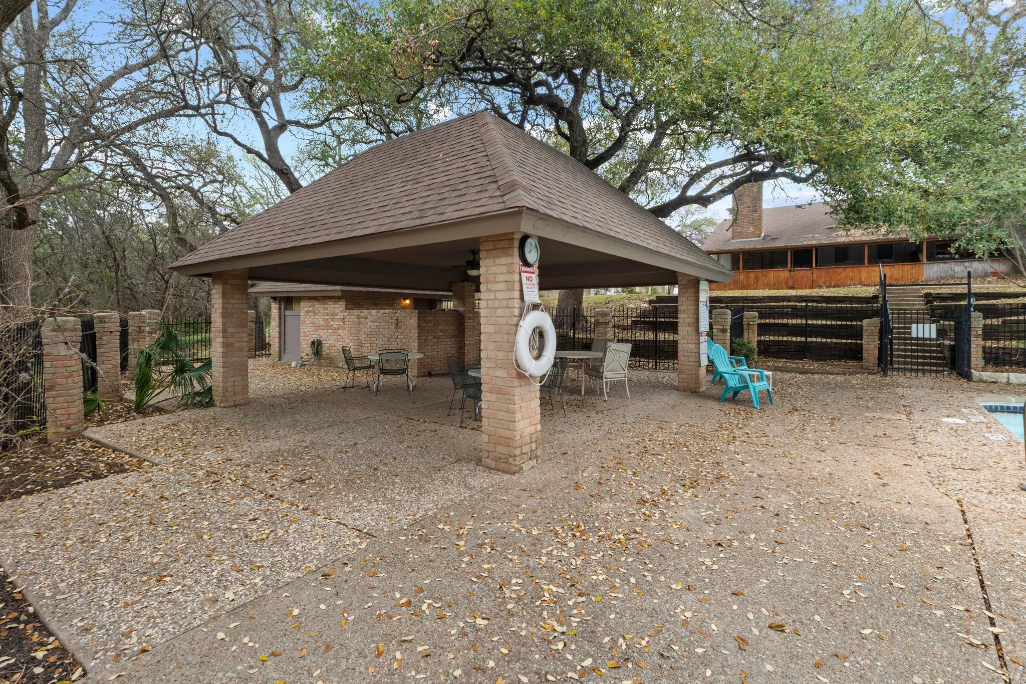2528 Stoutwood CIR