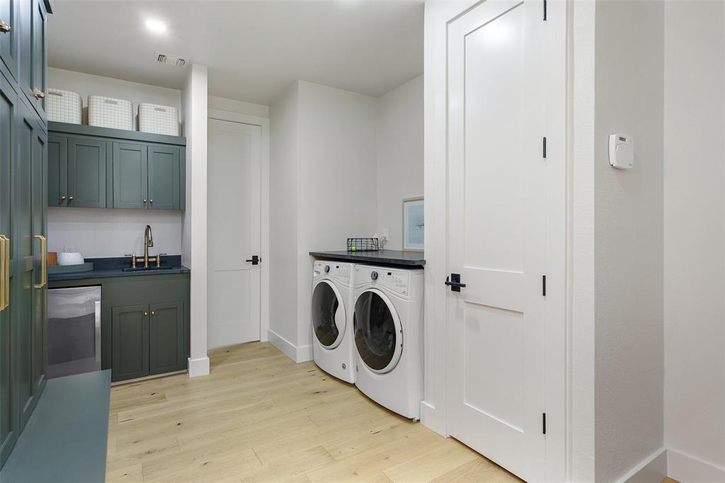 3300 Desert Willow CV