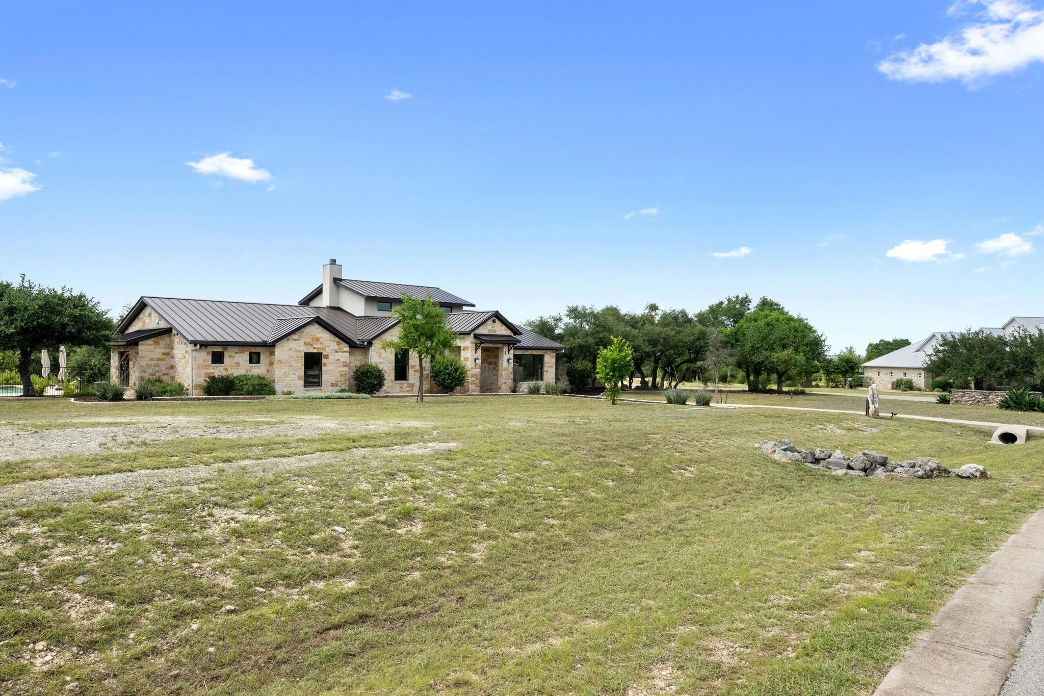 3400 Tuscany DR