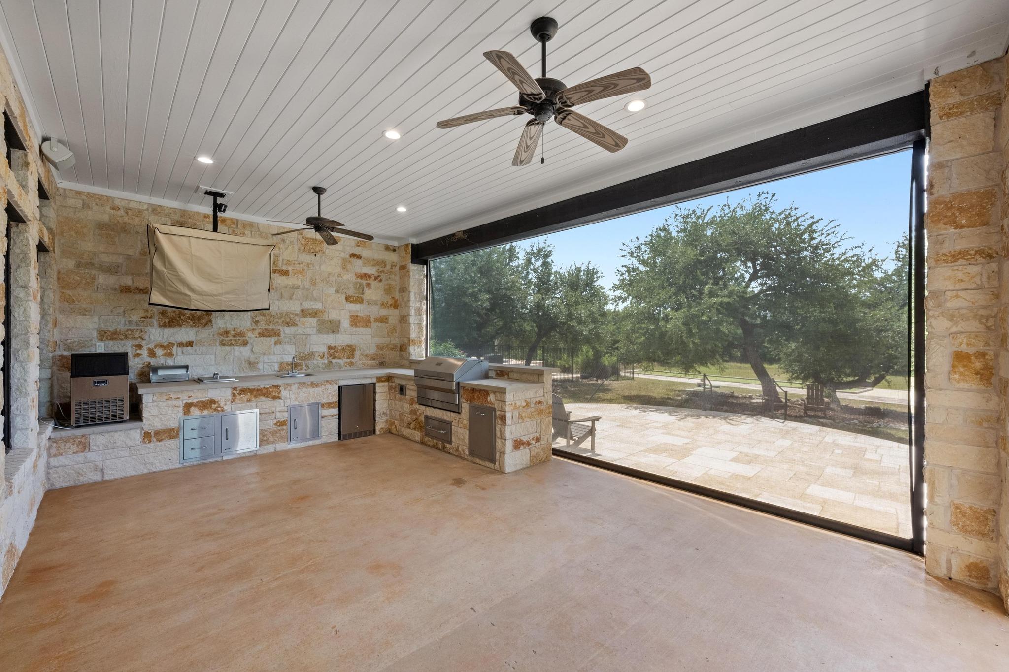 3400 Tuscany DR