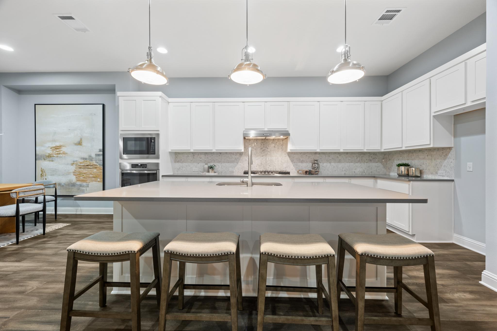 6700 Kalahari DR