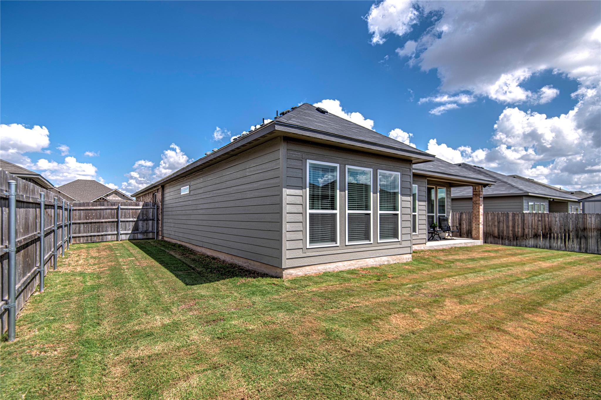 7221 Caladium DR