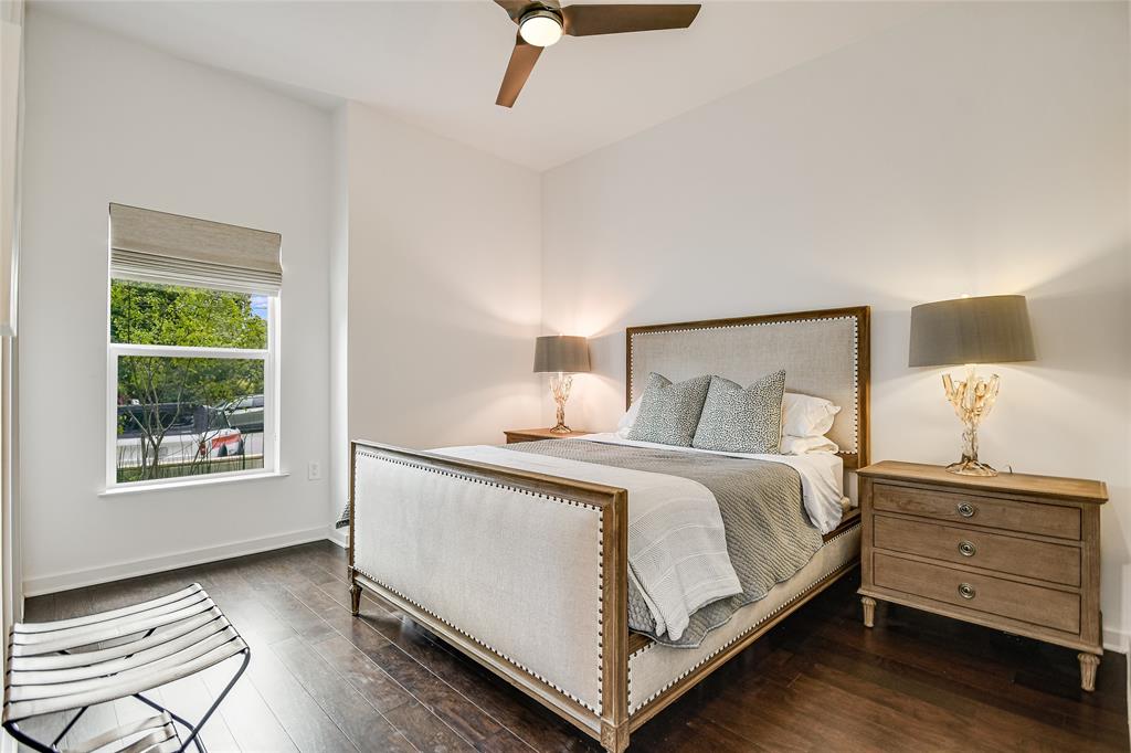 207 W Johanna ST # 102