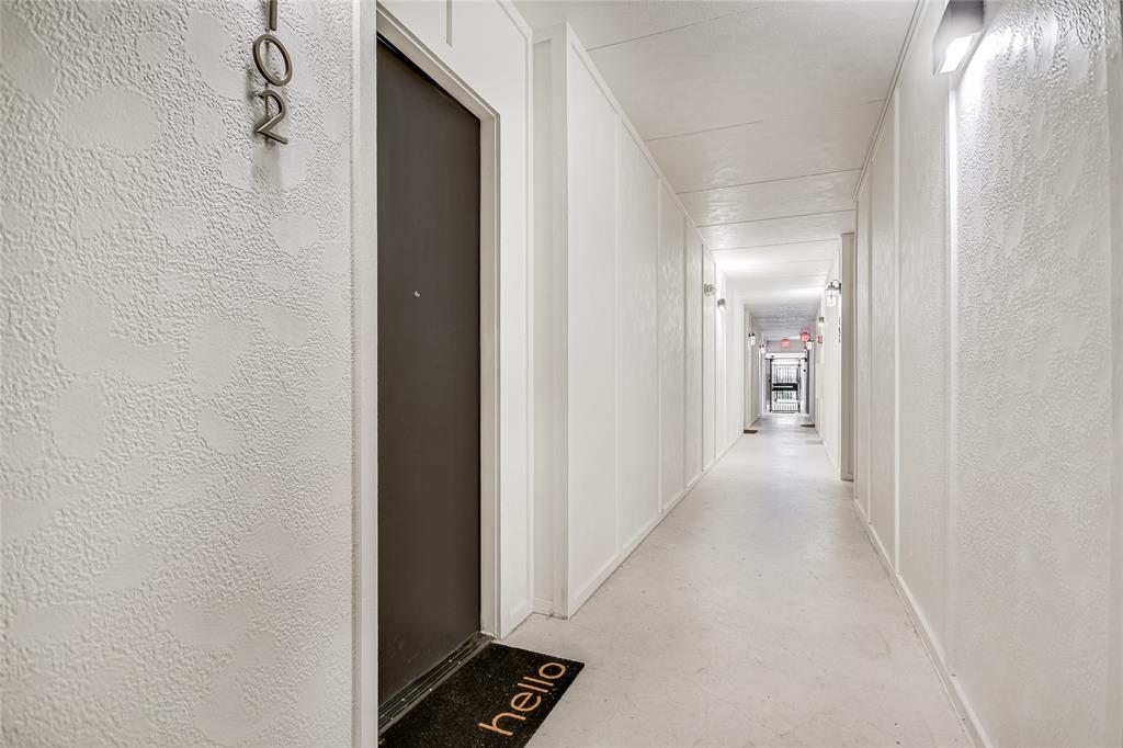 207 W Johanna ST # 102