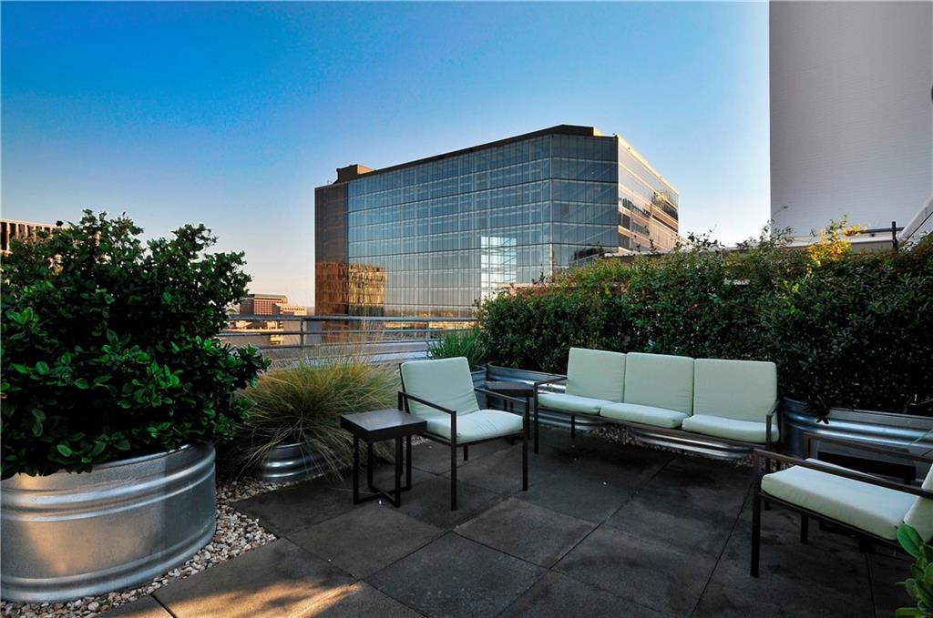 800 Brazos ST # 1111