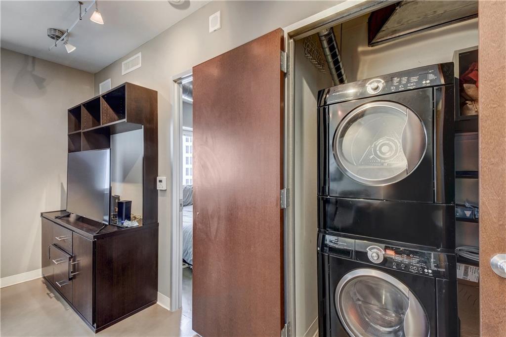 800 Brazos ST # 1111