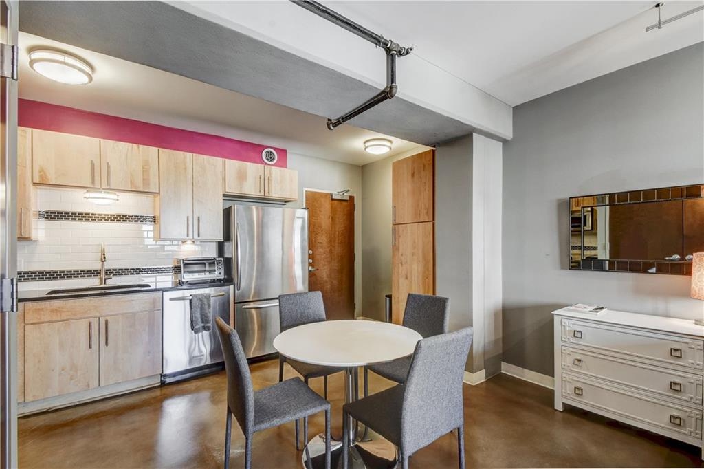 800 Brazos ST # 1111