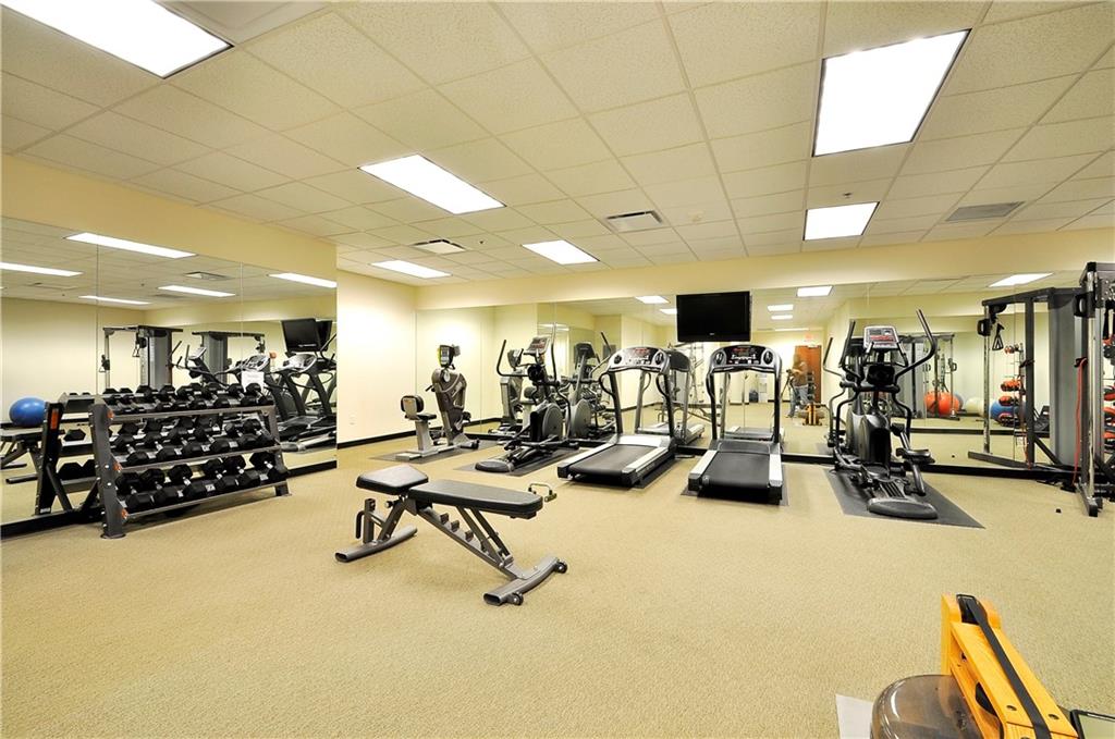 800 Brazos ST # 1111