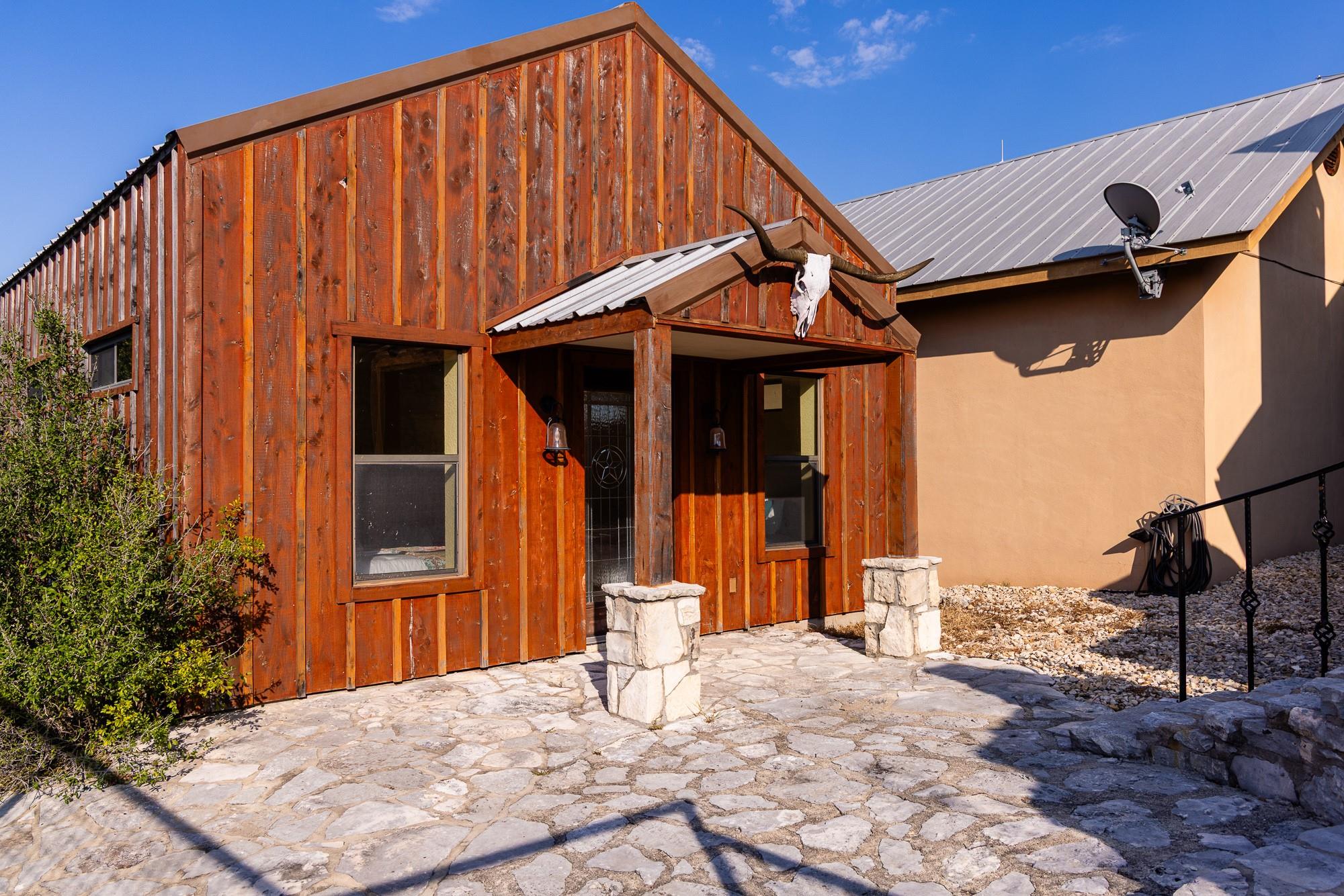 994 Upper Turtle Creek Rd