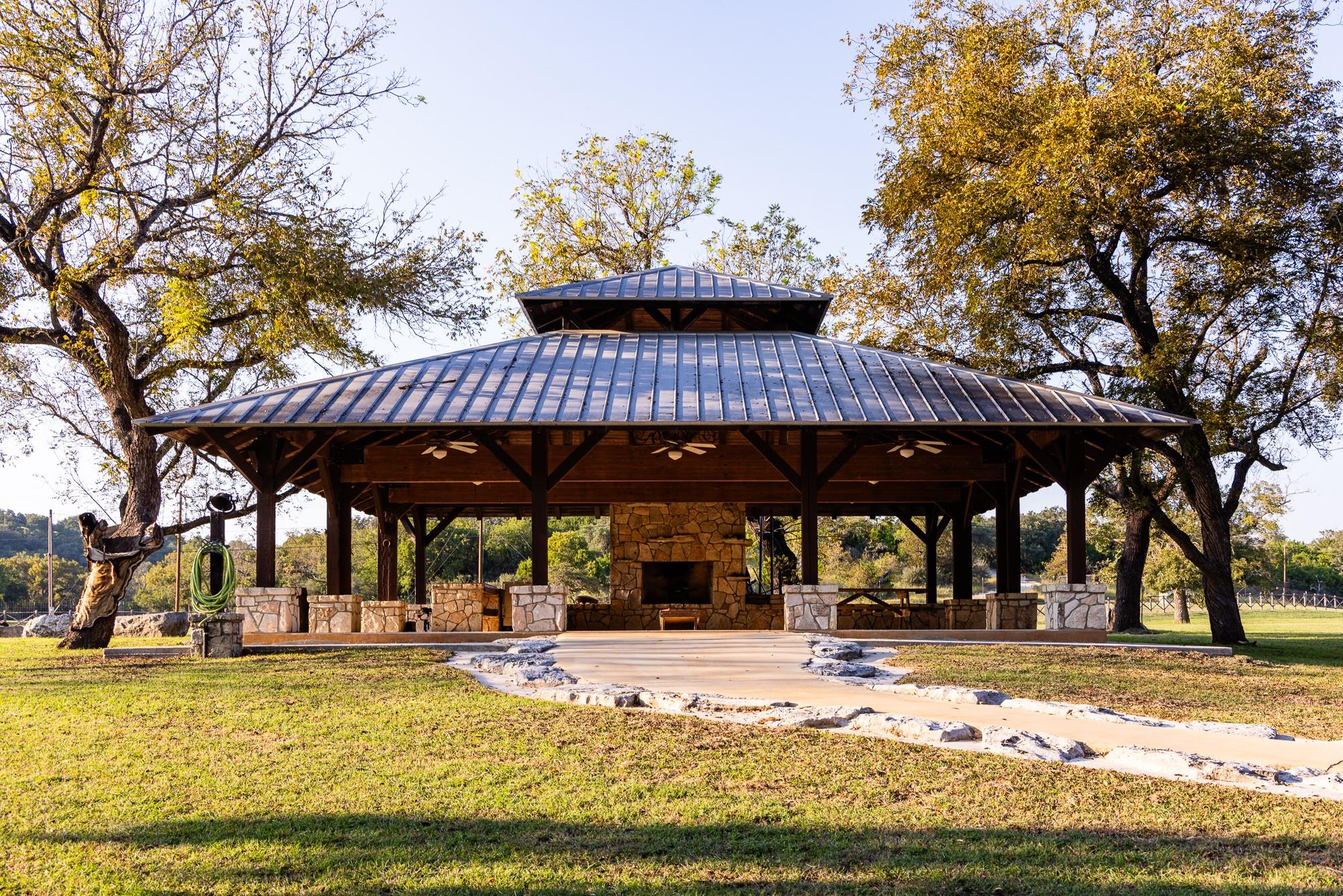 994 Upper Turtle Creek RD