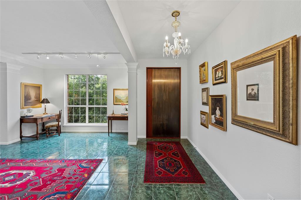 5303 Hanging Cliff CV