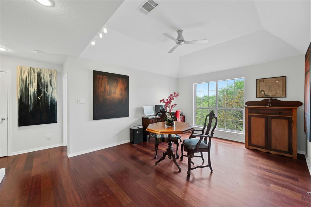 5303 Hanging Cliff CV