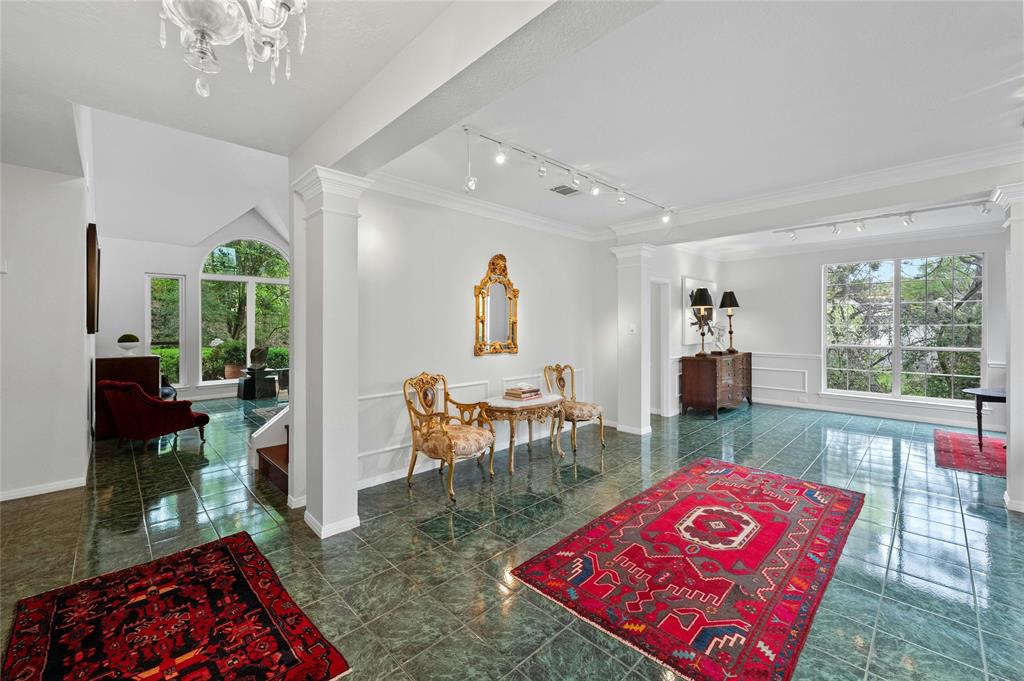 5303 Hanging Cliff CV