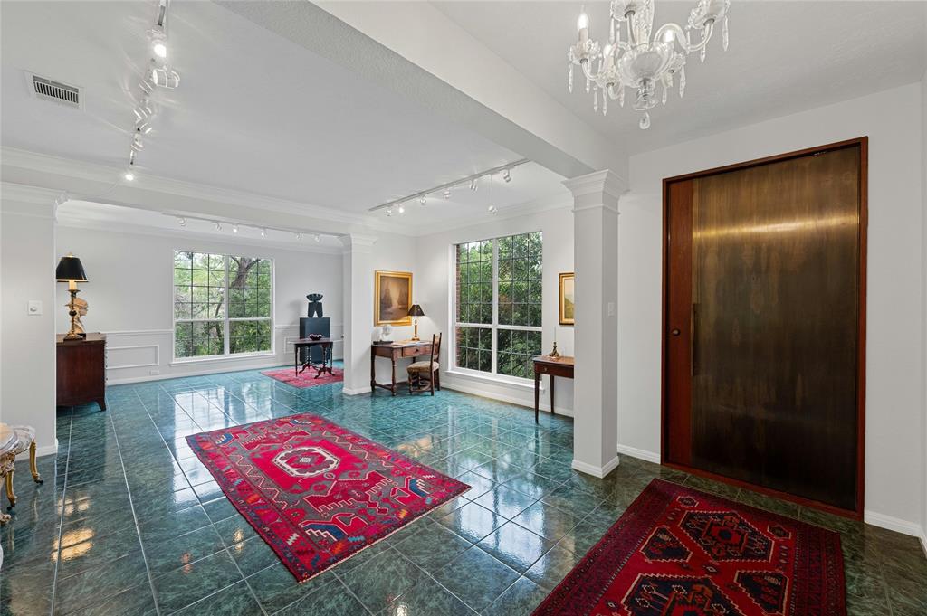 5303 Hanging Cliff CV