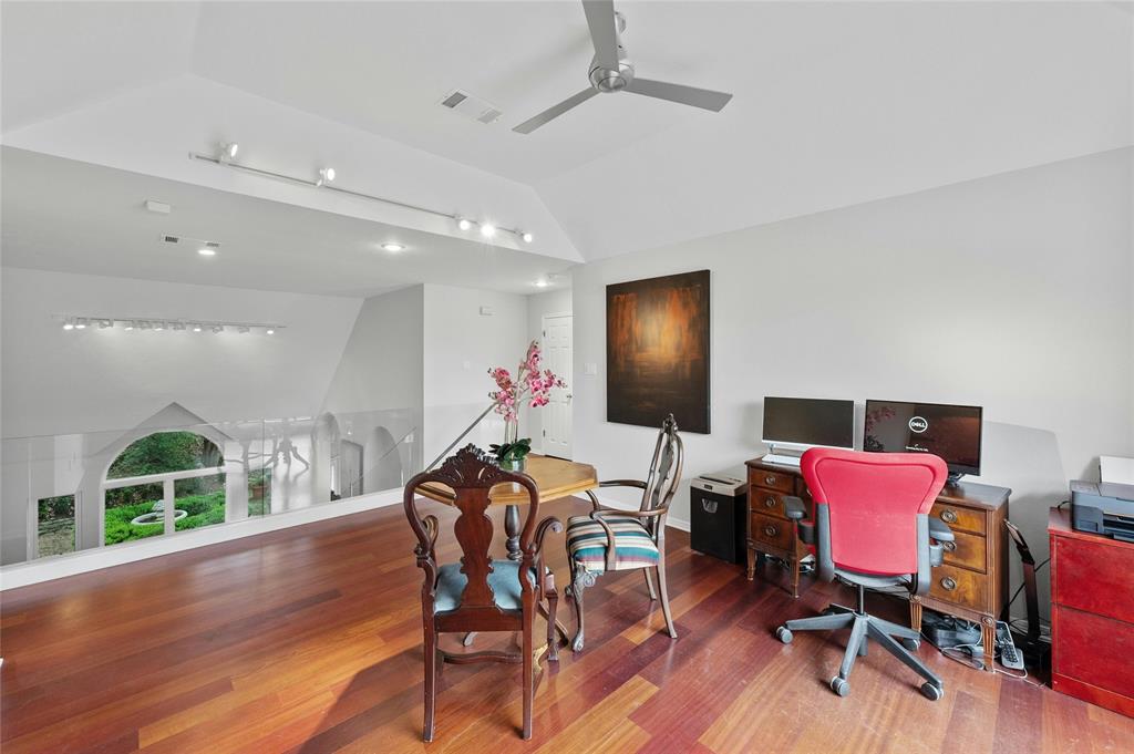 5303 Hanging Cliff CV