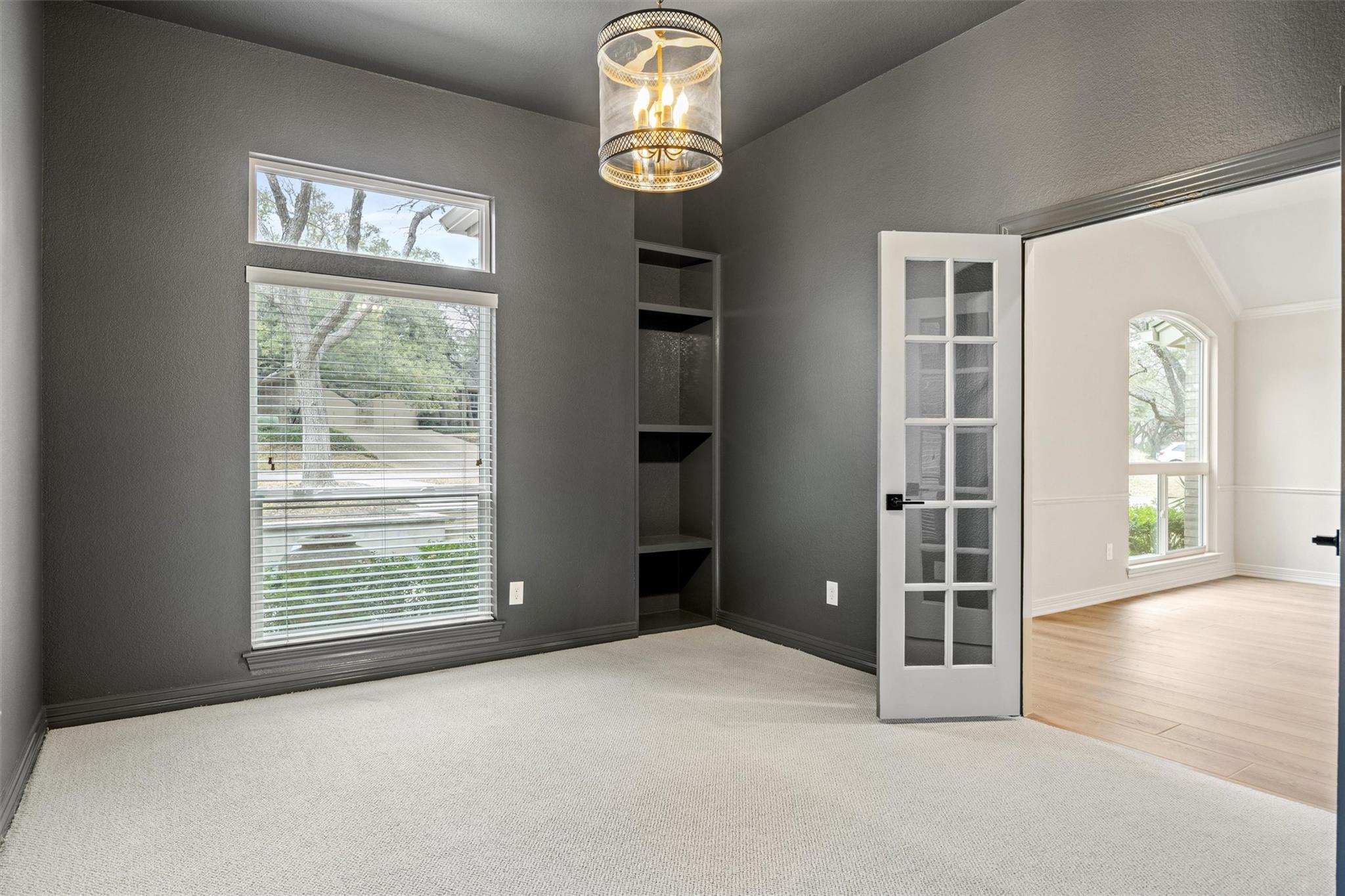 9505 Scenic Bluff DR