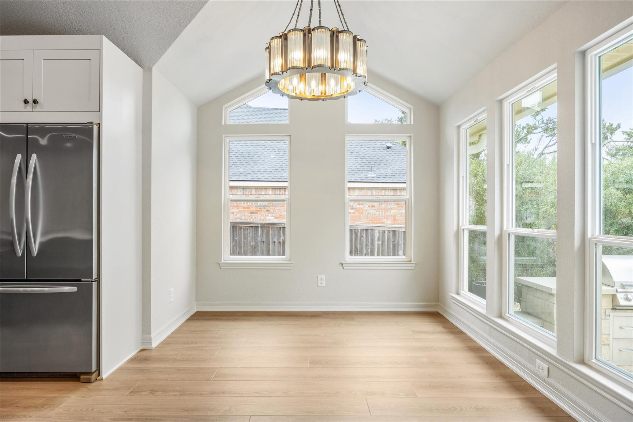 9505 Scenic Bluff DR