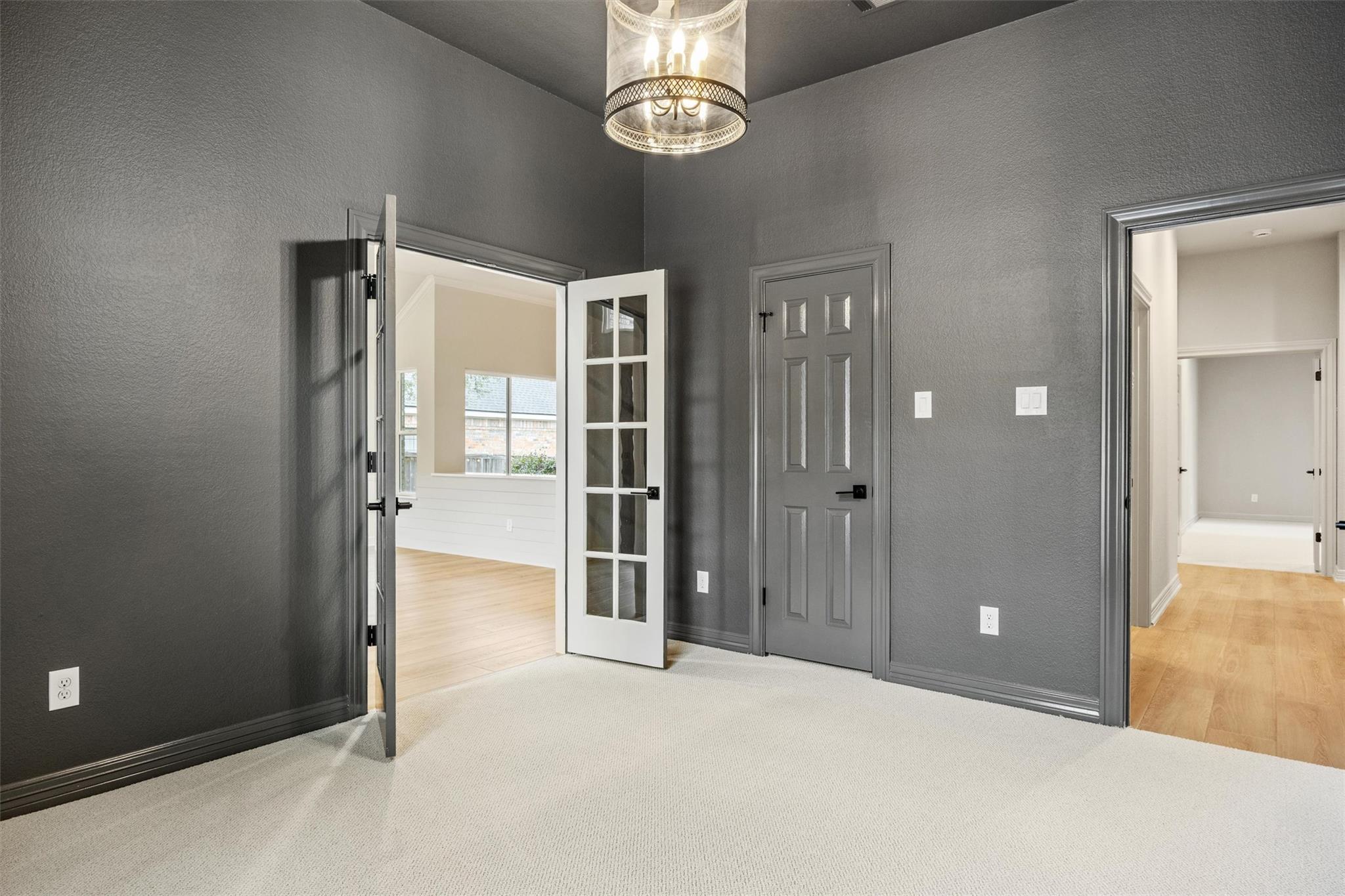 9505 Scenic Bluff DR