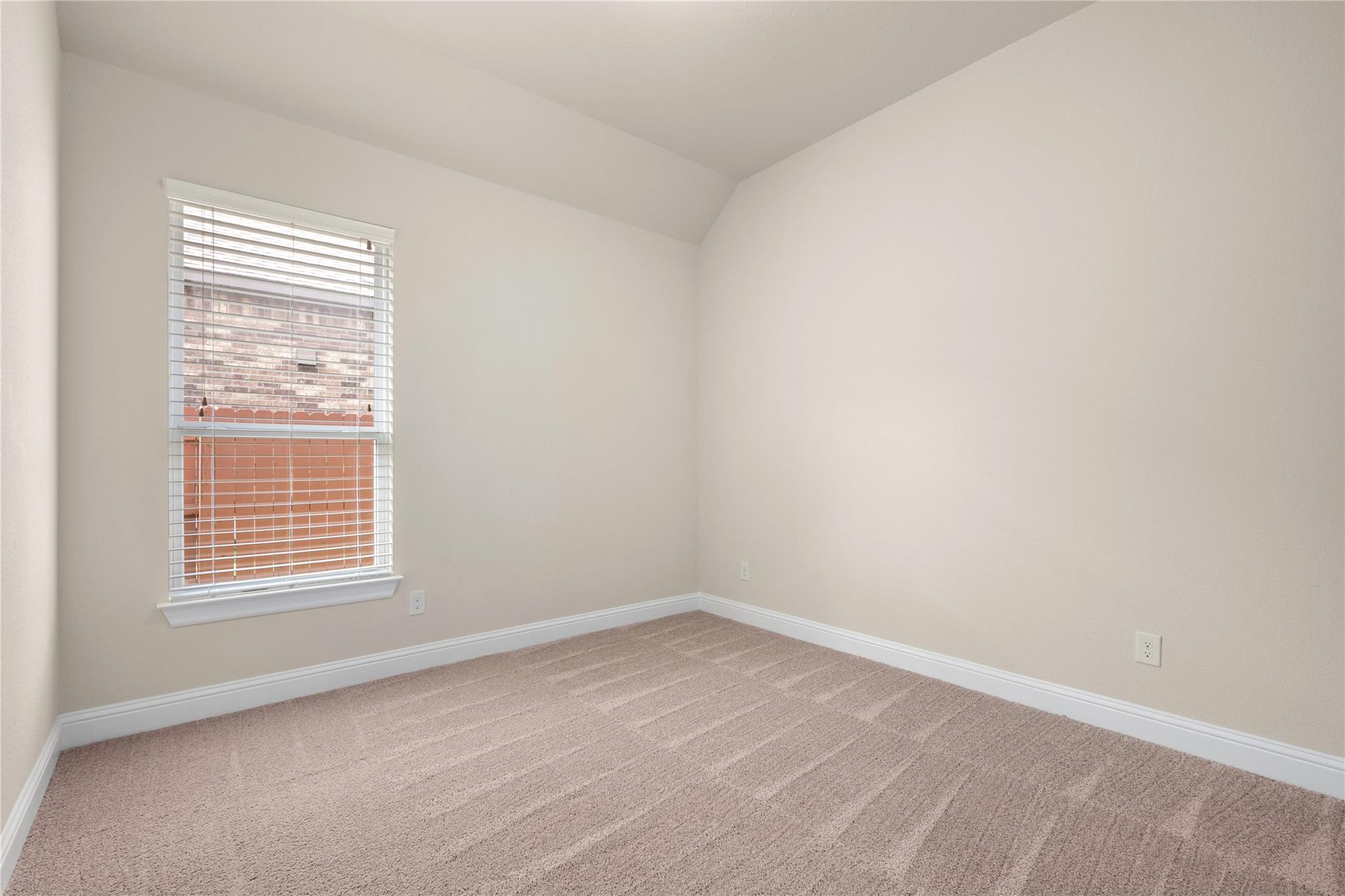 1613 Long Shadow LN