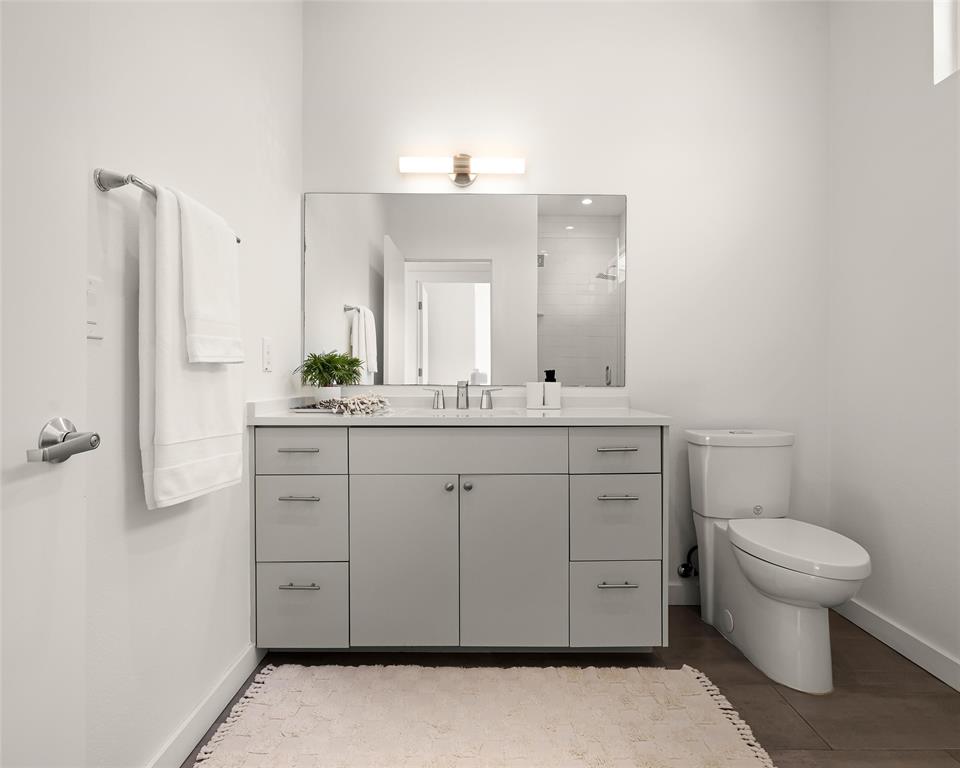 1900 Richcreek RD # A