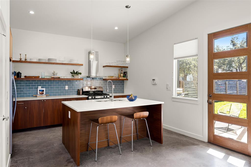 1900 Richcreek RD # A