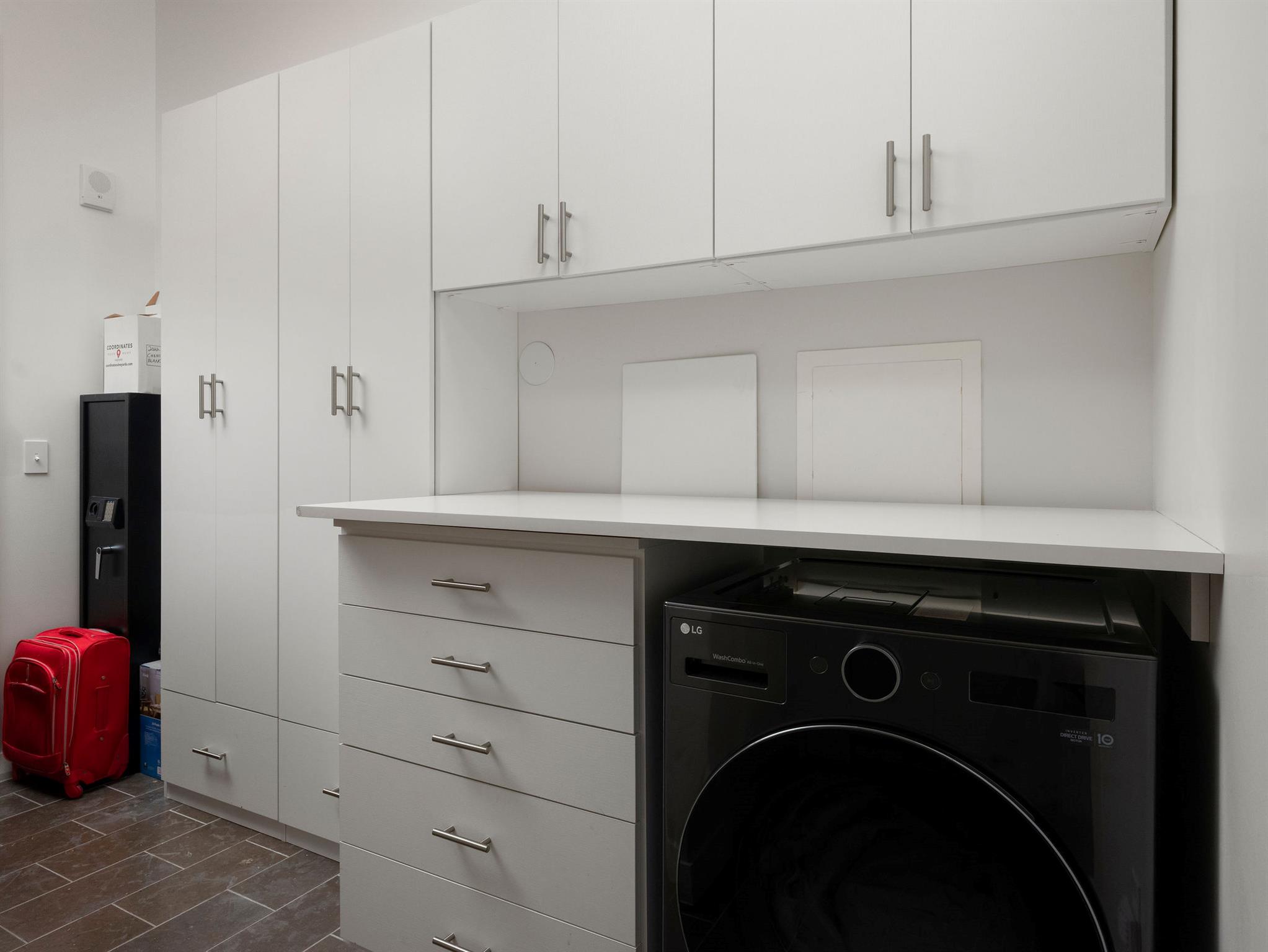 210 Lavaca ST # 3504