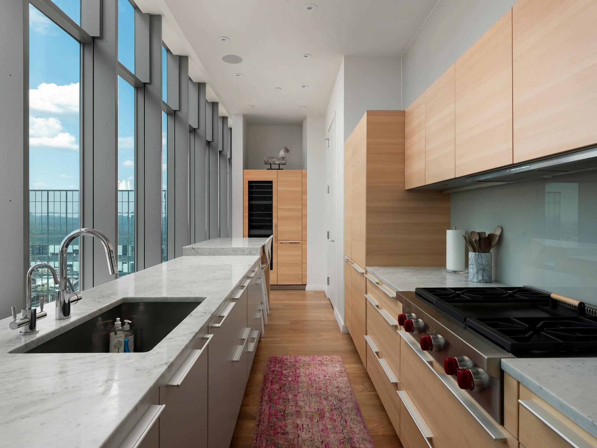 210 Lavaca ST # 3504