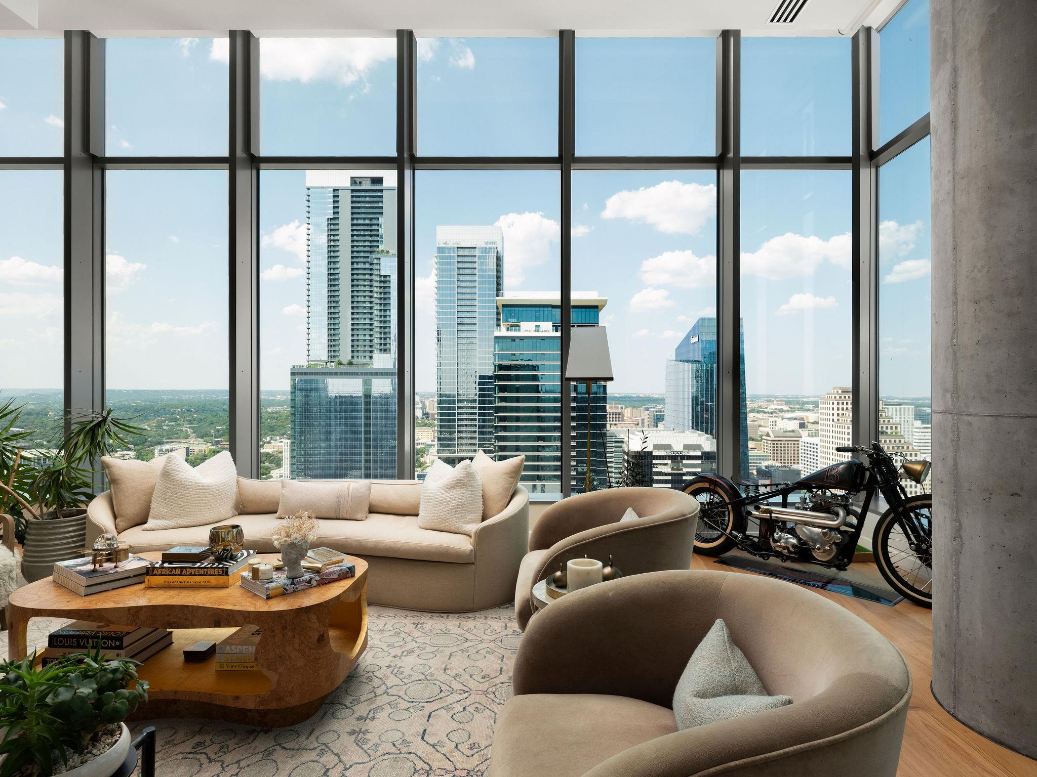210 Lavaca ST # 3504
