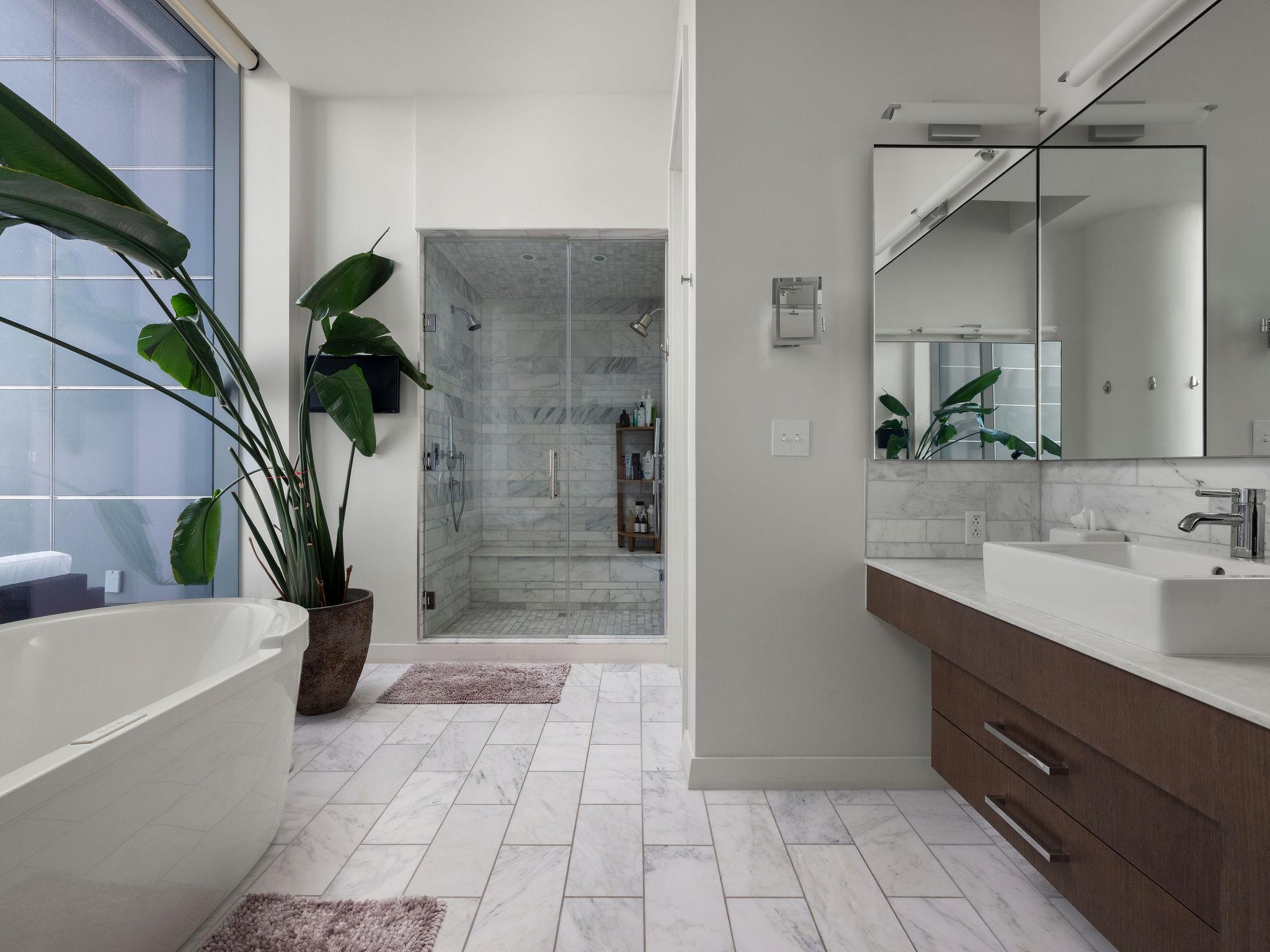 210 Lavaca ST # 3504