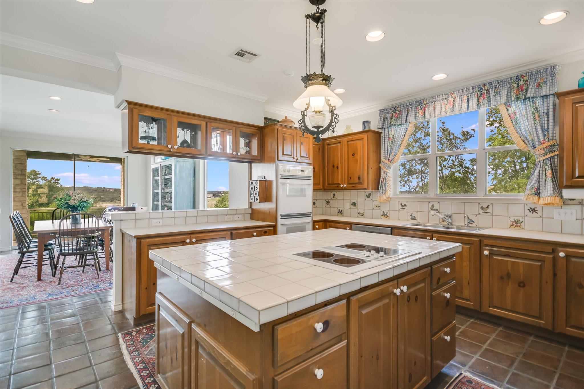 137 Firebird ST
