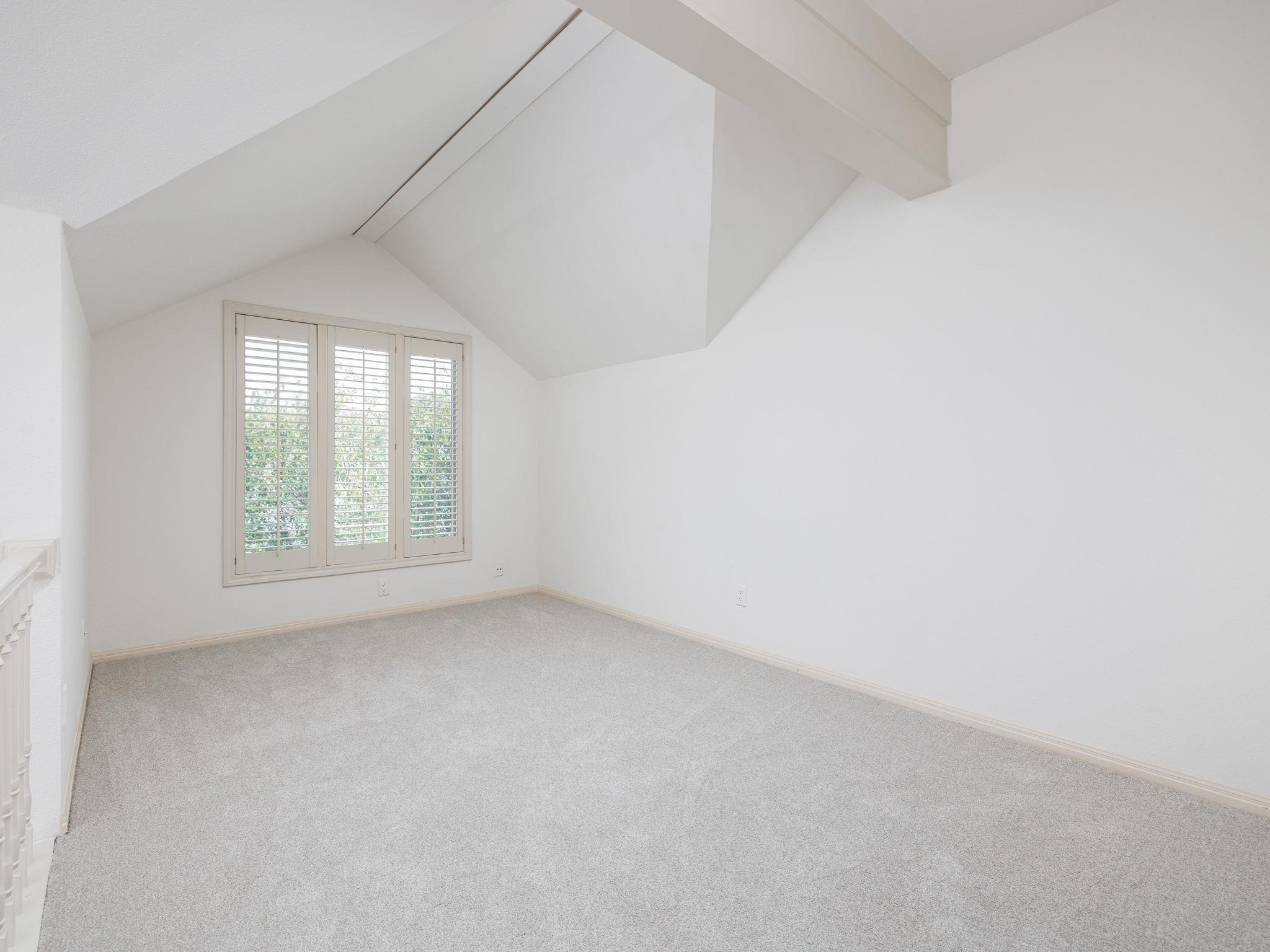 3111 Windsor RD Unit: E