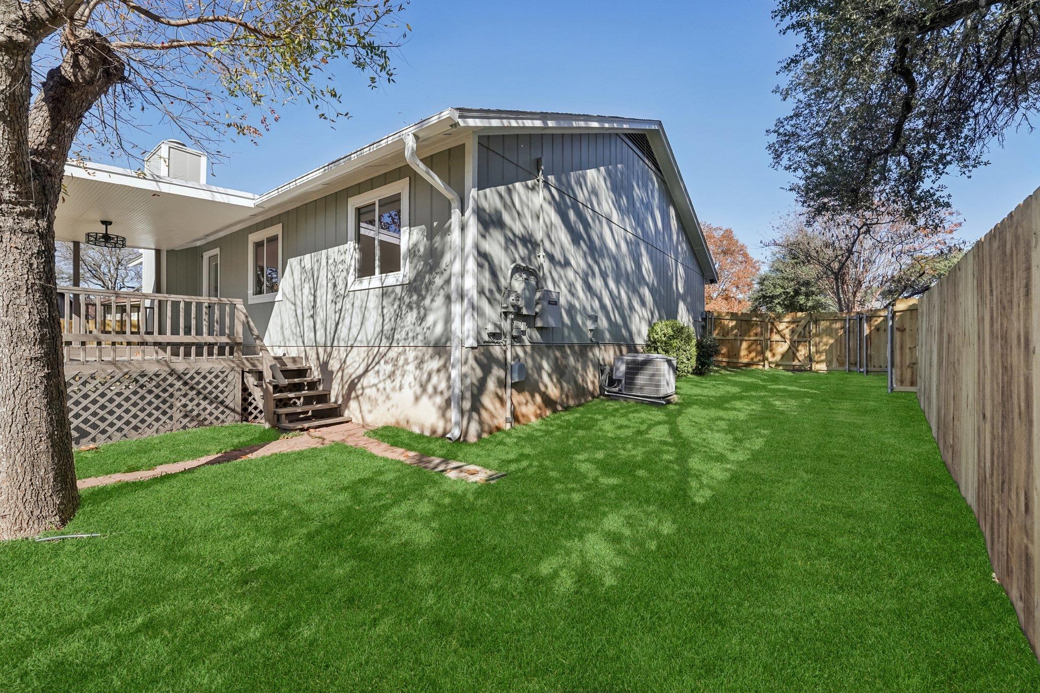 4901 Transit CIR
