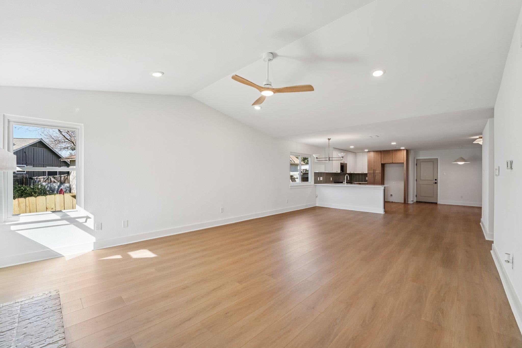4901 Transit CIR
