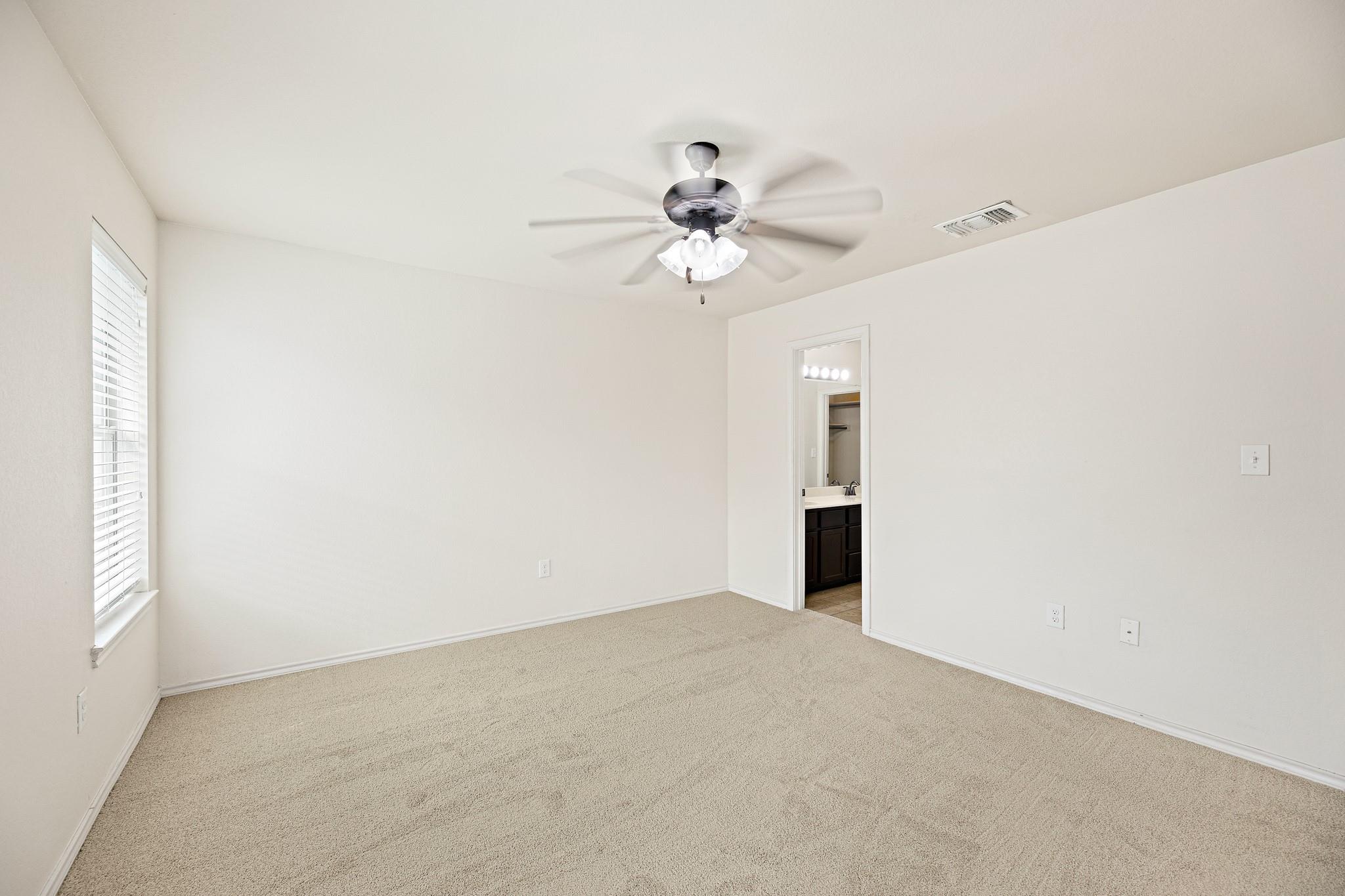 118 & 112 Creekside Villa DR