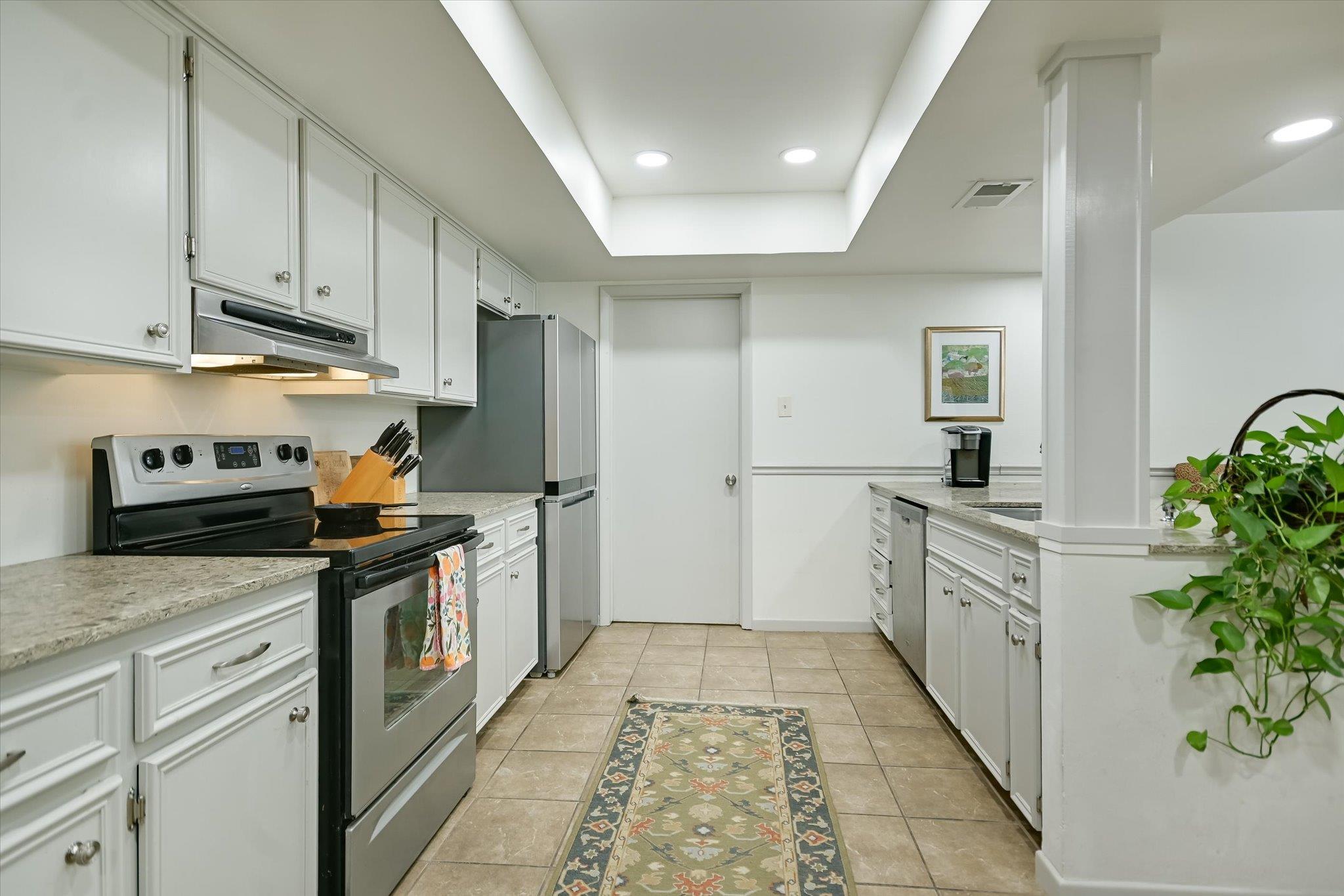 5813 BACK CT