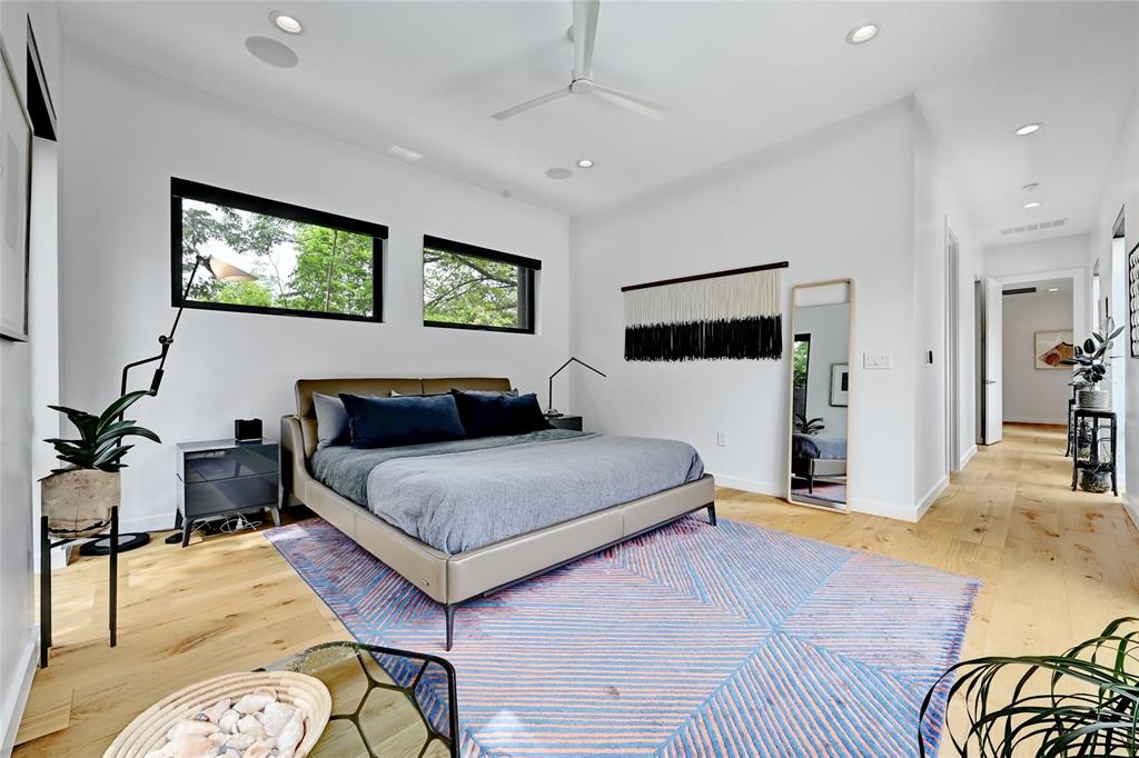 2405 Elmglen DR