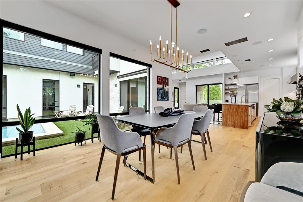 2405 Elmglen DR