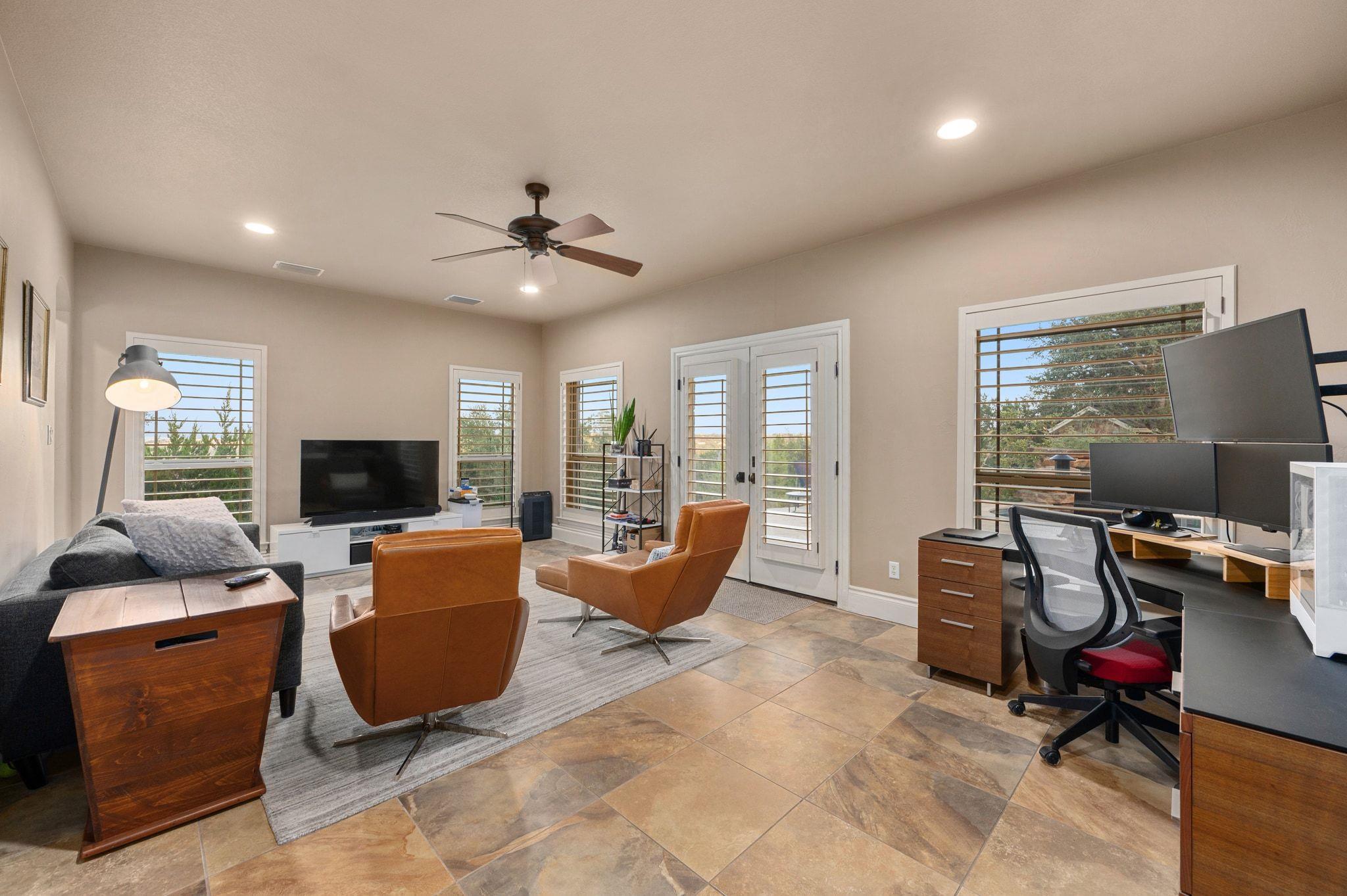 4503 Whirlwind CV, Spicewood