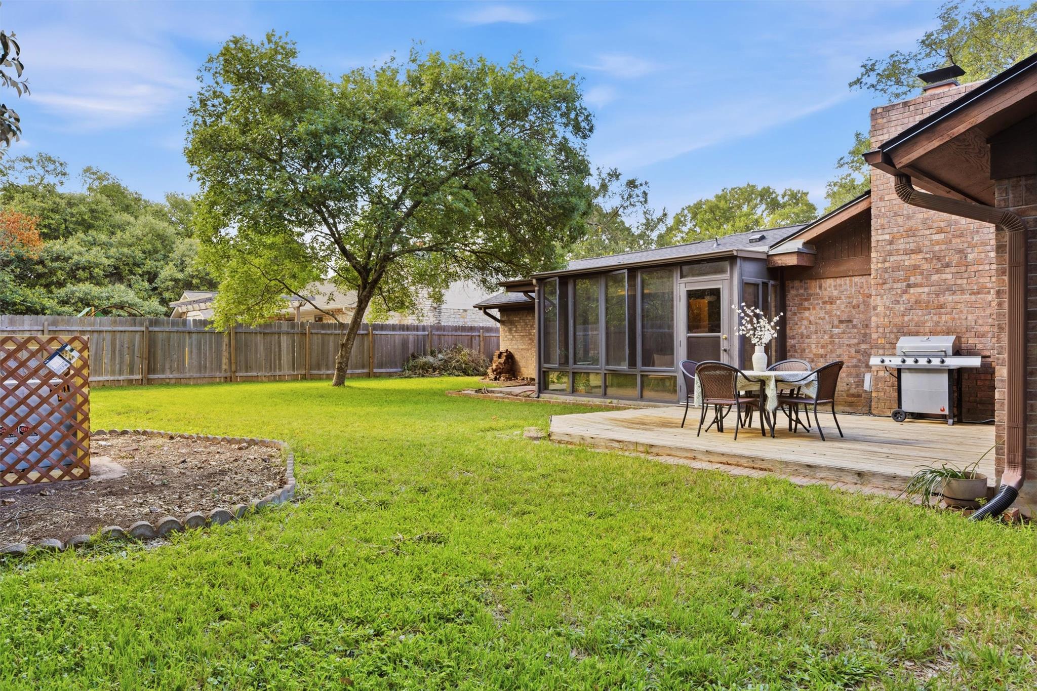 4835 Trail Crest CIR