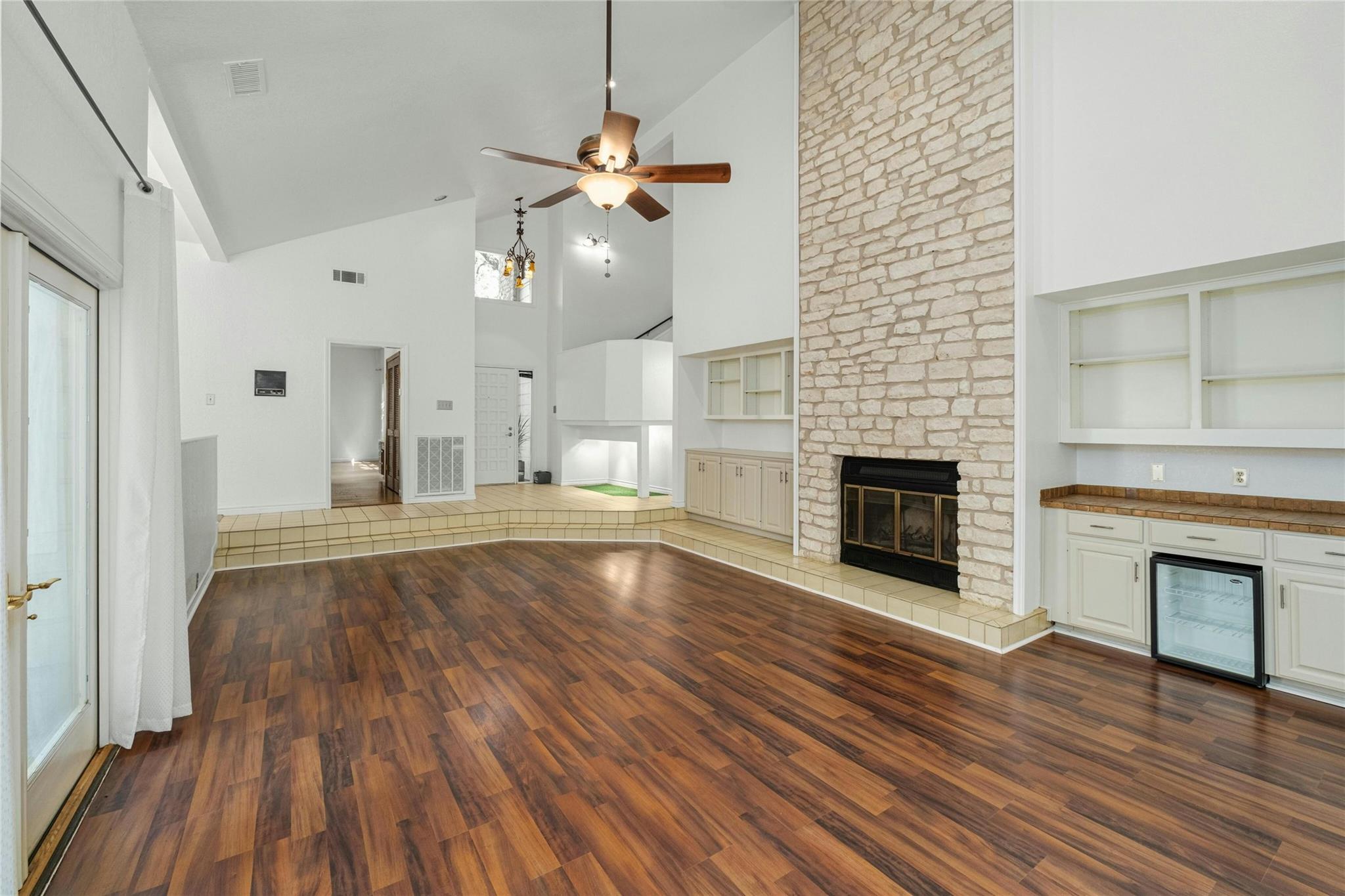 5705 Sam Houston CIR