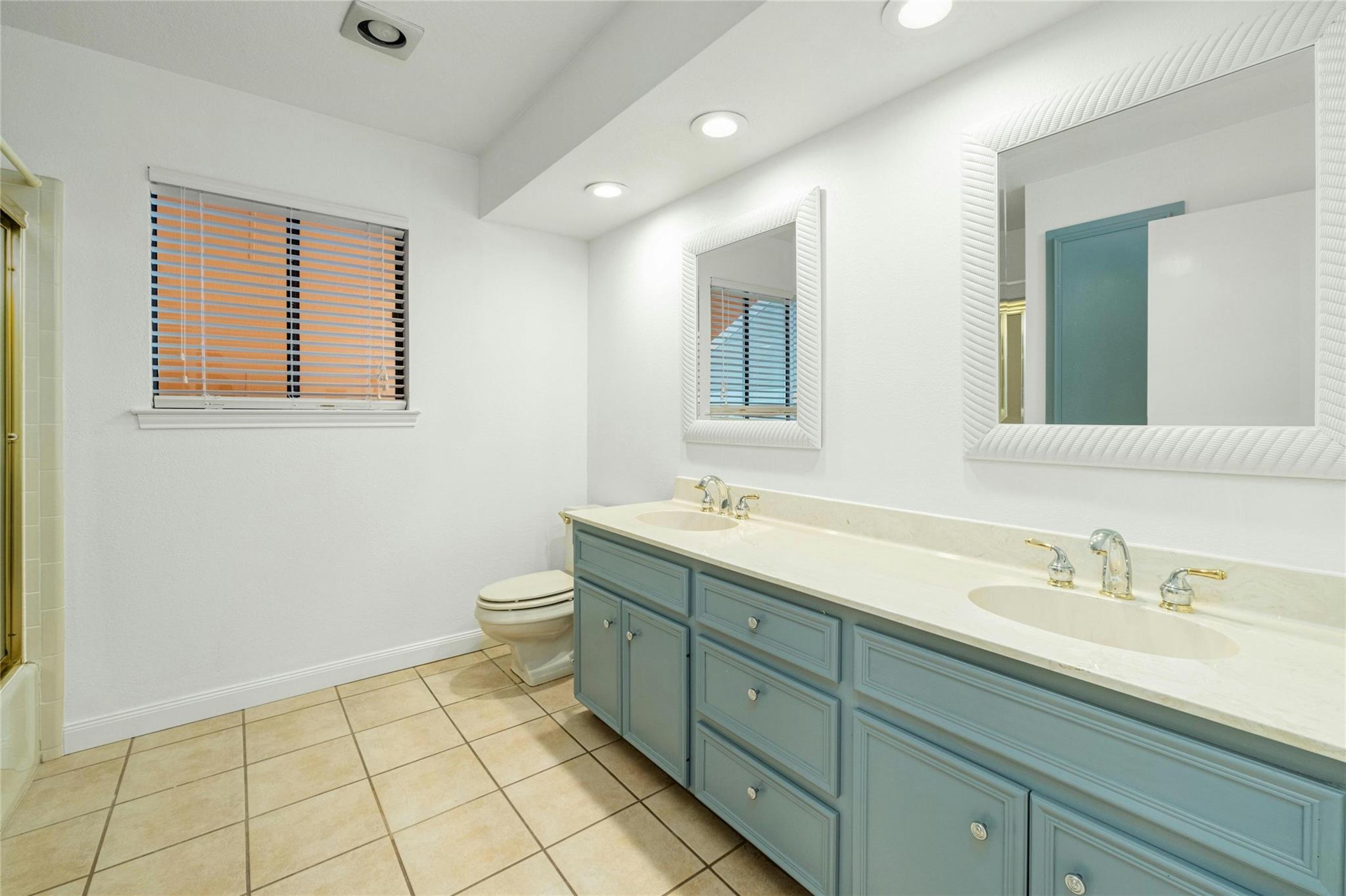 5705 Sam Houston CIR